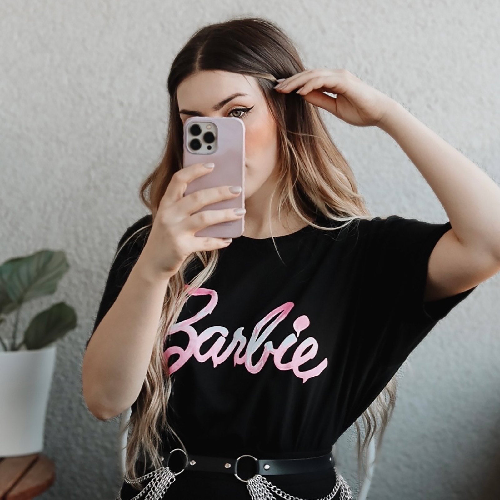 Immagine del prodotto Barbie - T-shirt nera con logo sciolto