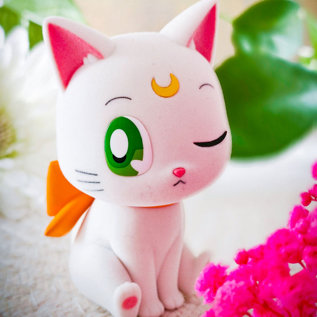 Immagine del prodotto Sailor Moon Cosmos - Figura Fluffy Puffy di Artemis Versione B