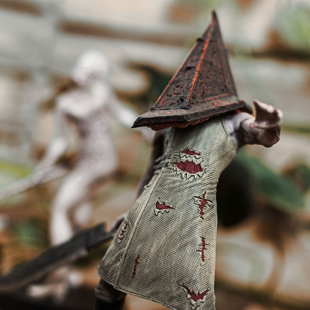 Product image Silent Hill 2 - Red Pyramid Head Figure