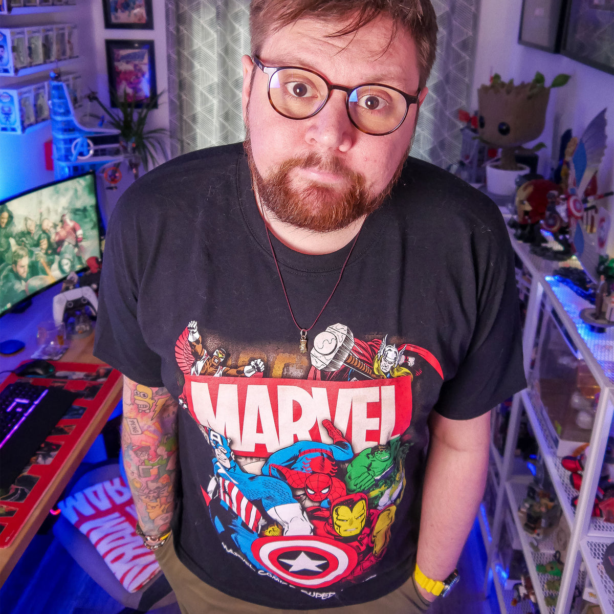 Immagine del prodotto T-shirt nera dei supereroi dei fumetti Marvel