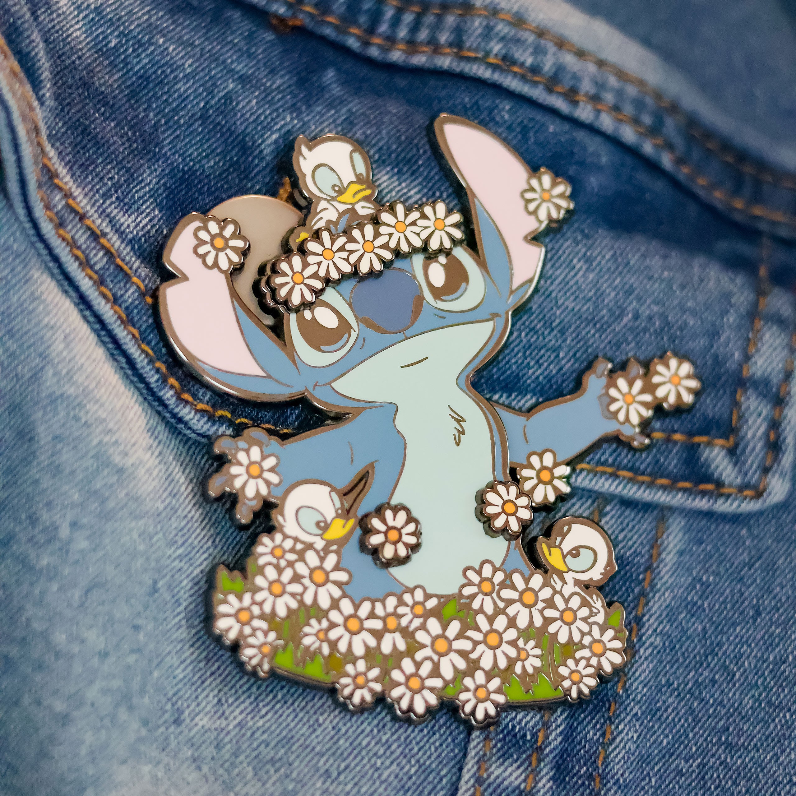 Immagine del prodotto Stitch Springtime Funko Pop Pin - Lilo & Stitch
