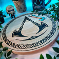 Immagine del prodotto Assassin's Creed - Tagliere con logo Valhalla in faggio