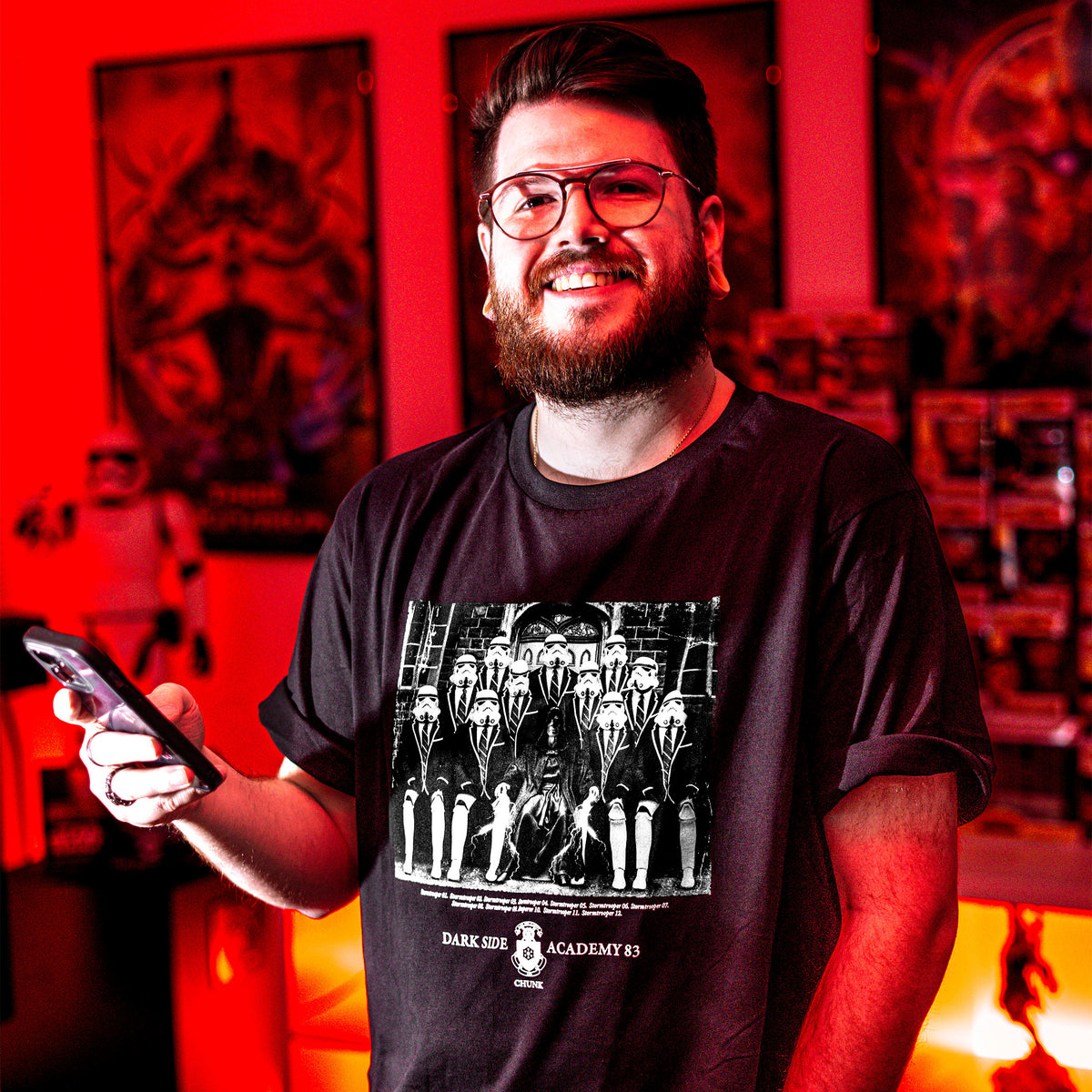 Immagine del prodotto Maglietta Dark Side Academy 83 per fan di Star Wars nera