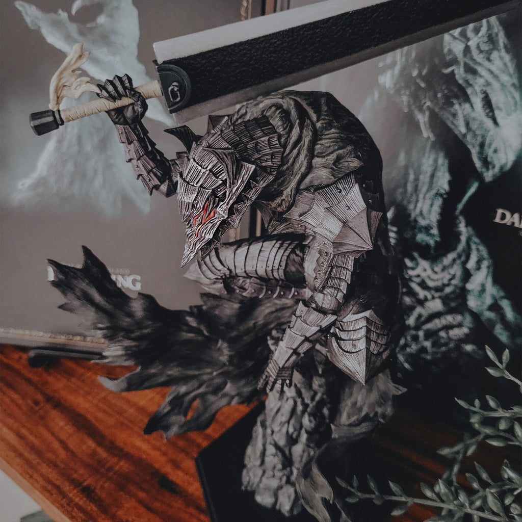 Immagine del prodotto Berserk - Rilancio della statua di Guts in armatura da Berserker