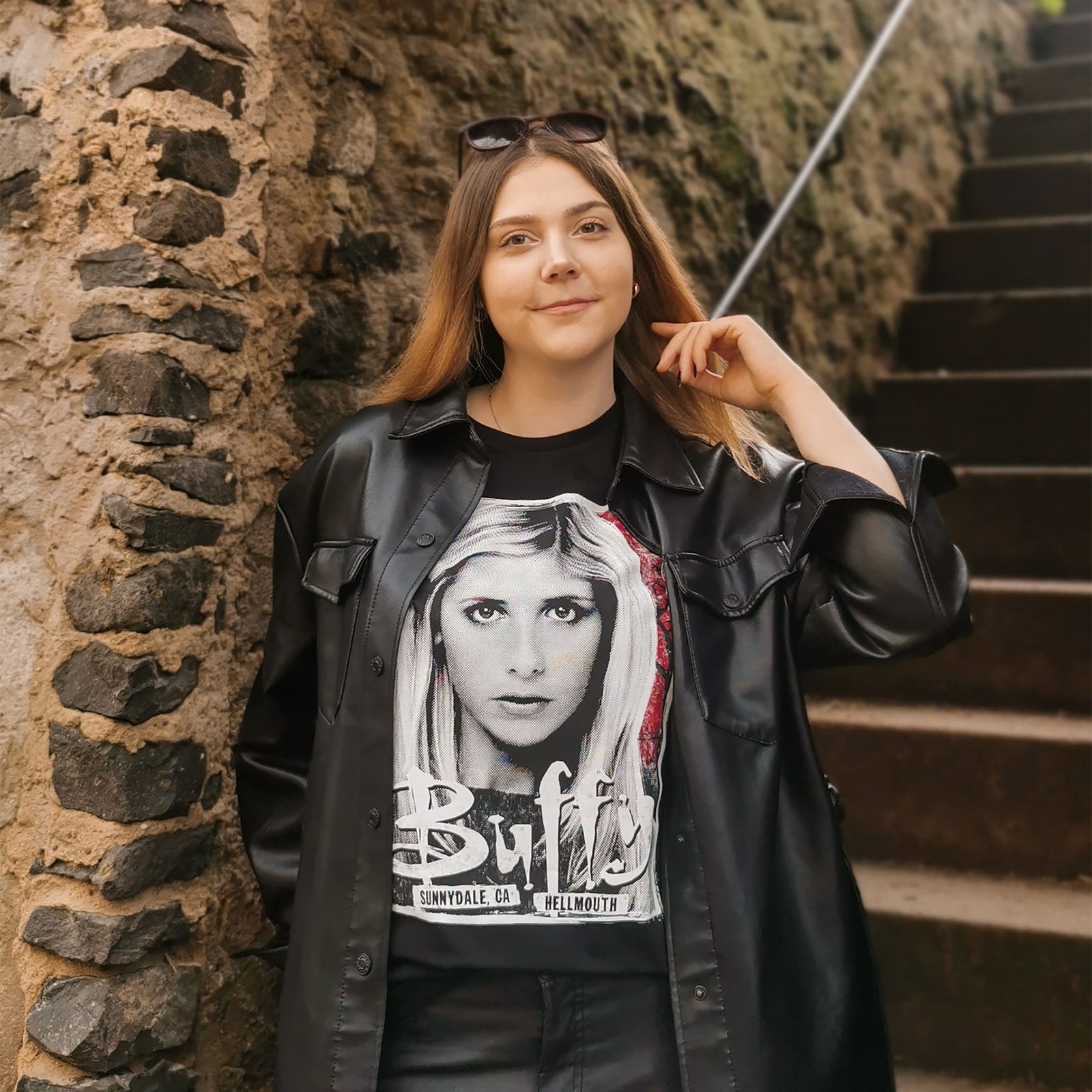 Immagine del prodotto T-shirt da cacciatrice di vampiri per fan di Buffy nera
