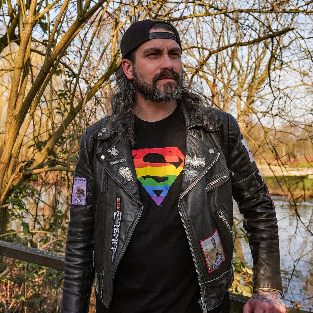 Immagine del prodotto Superman - T-shirt nera con logo Pride