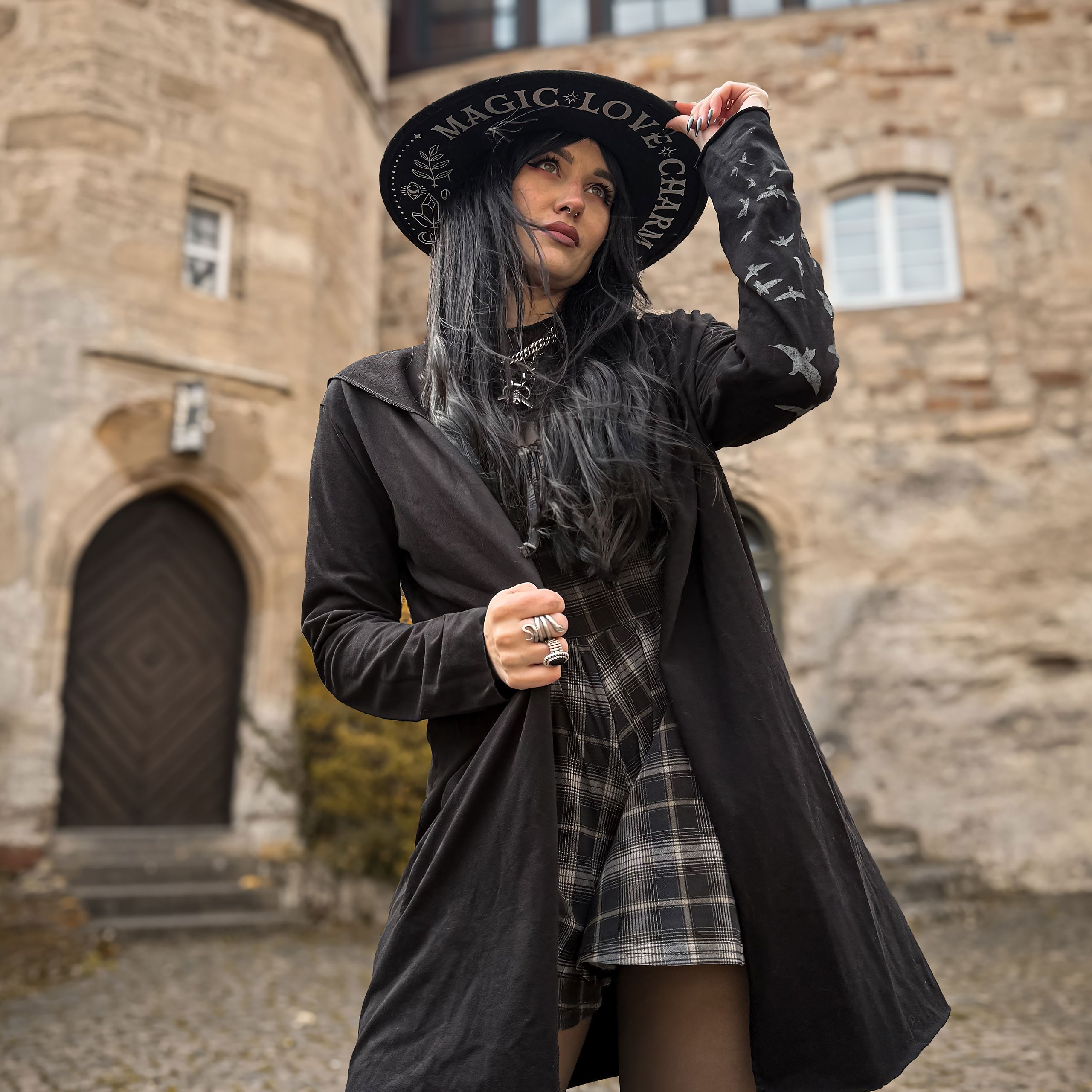 Immagine del prodotto Mercoledì - Solitude Suits Me Cardigan con cappuccio
