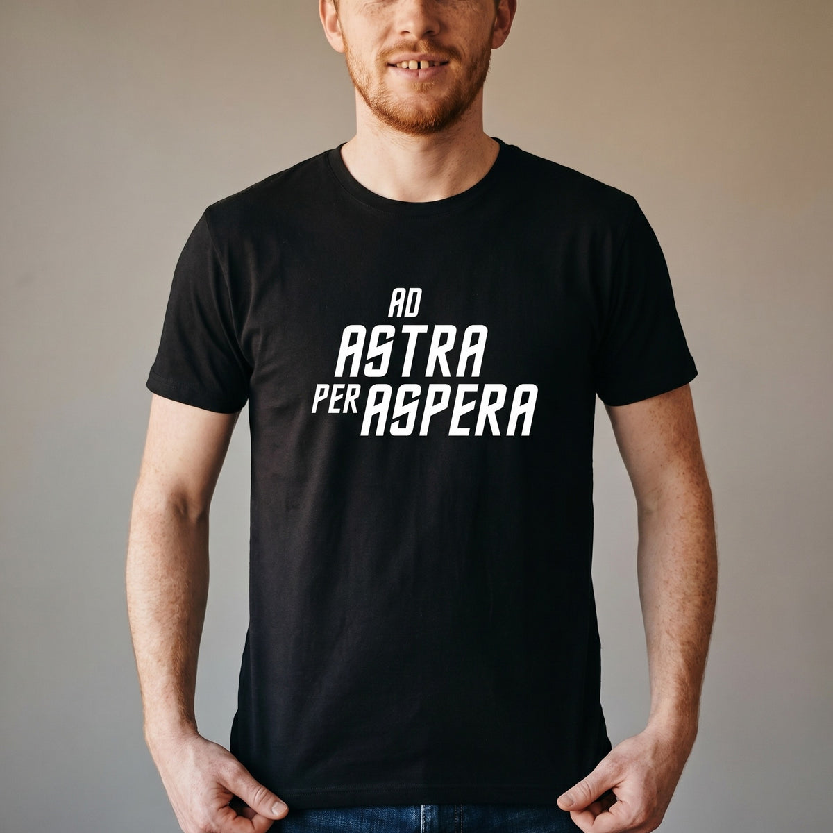 Immagine del prodotto T-shirt Ad Astra Per Aspera per fan di Star Trek nera