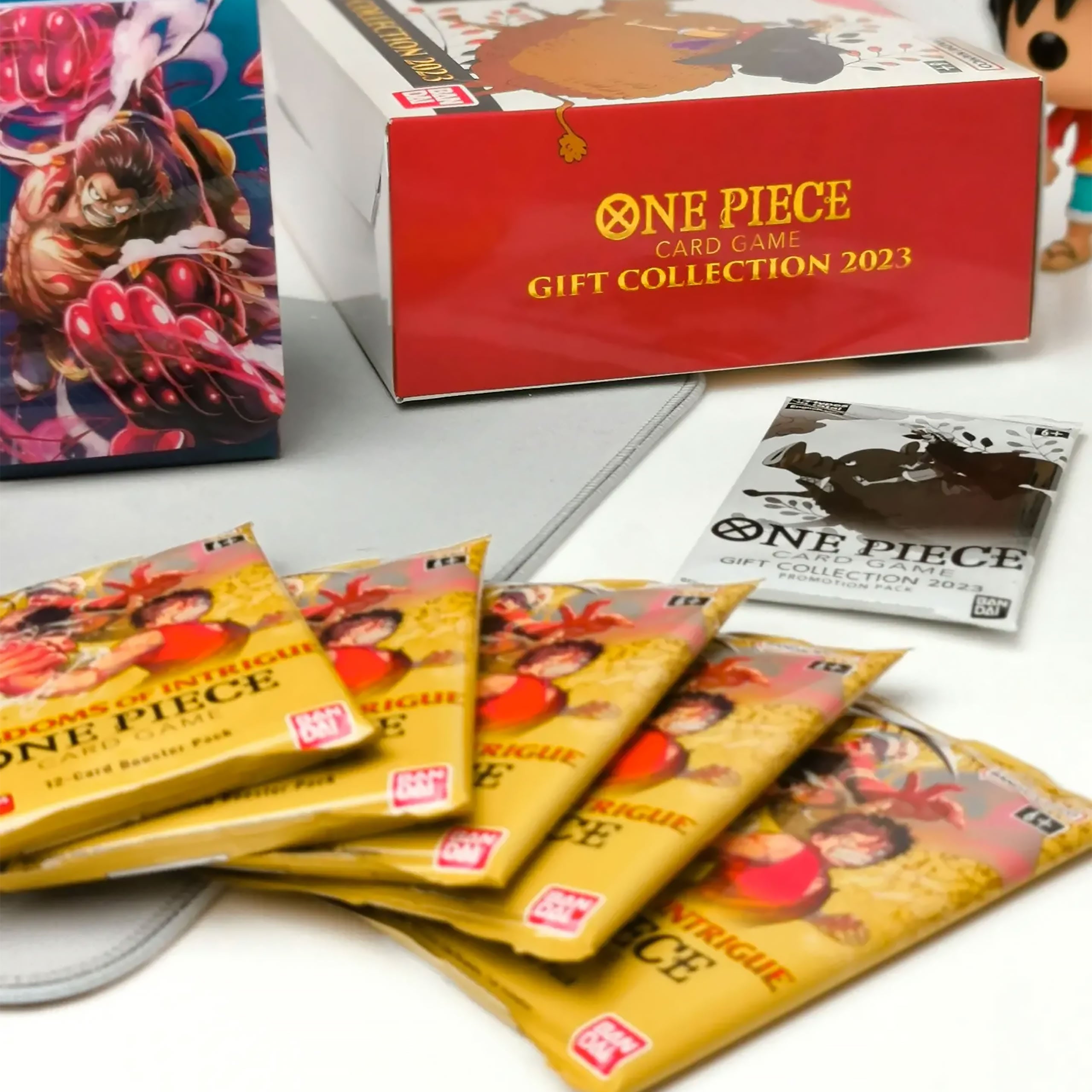 Immagine del prodotto One Piece Card Game - Collezione regalo 2023 versione inglese