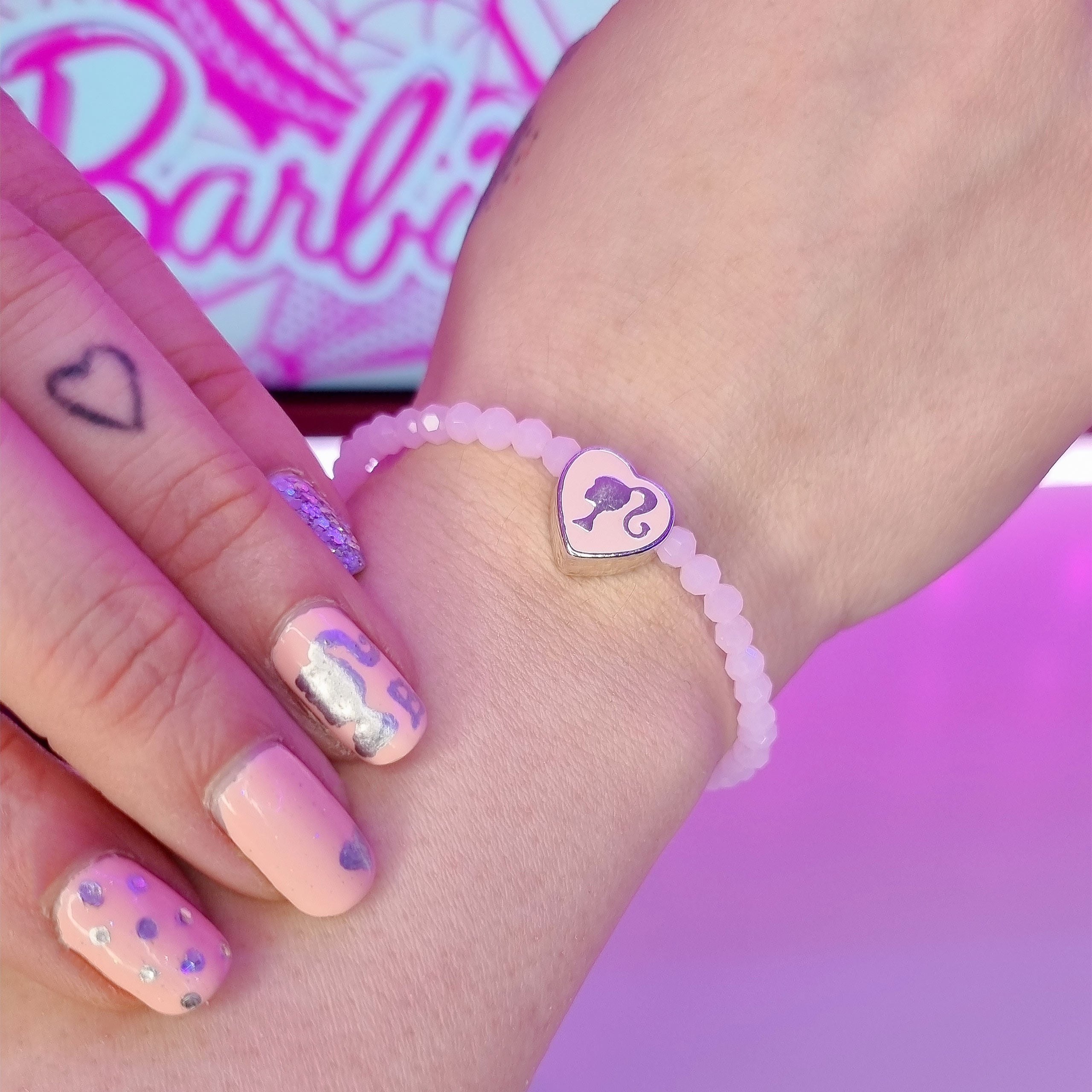 Immagine del prodotto Barbie - Braccialetto di perle con silhouette