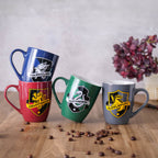 Immagine del prodotto Tazza grigia con logo Hufflepuff - Harry Potter