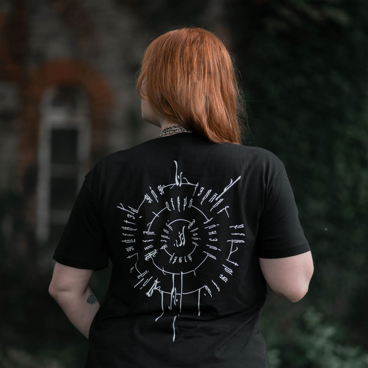 Immagine del prodotto T-shirt Astarion Approves per fan di Baldur's Gate