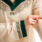 Immagine del prodotto Abito medievale con ricamo beige-verde