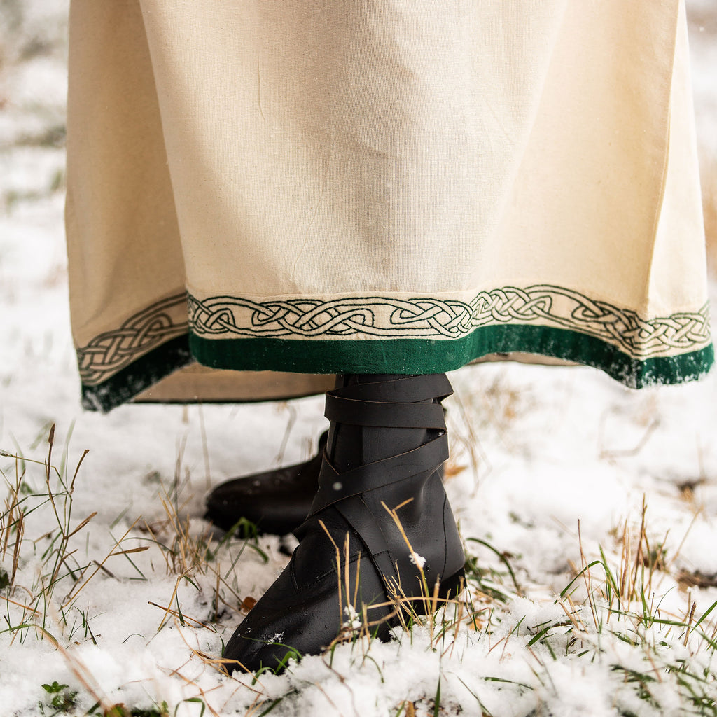 Immagine del prodotto Abito medievale con ricamo beige-verde