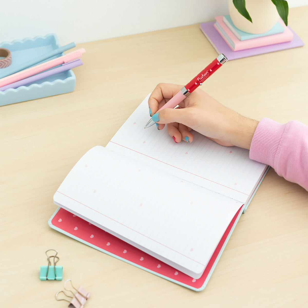 Immagine del prodotto Pusheen - Purrfect Love Quaderno con penna