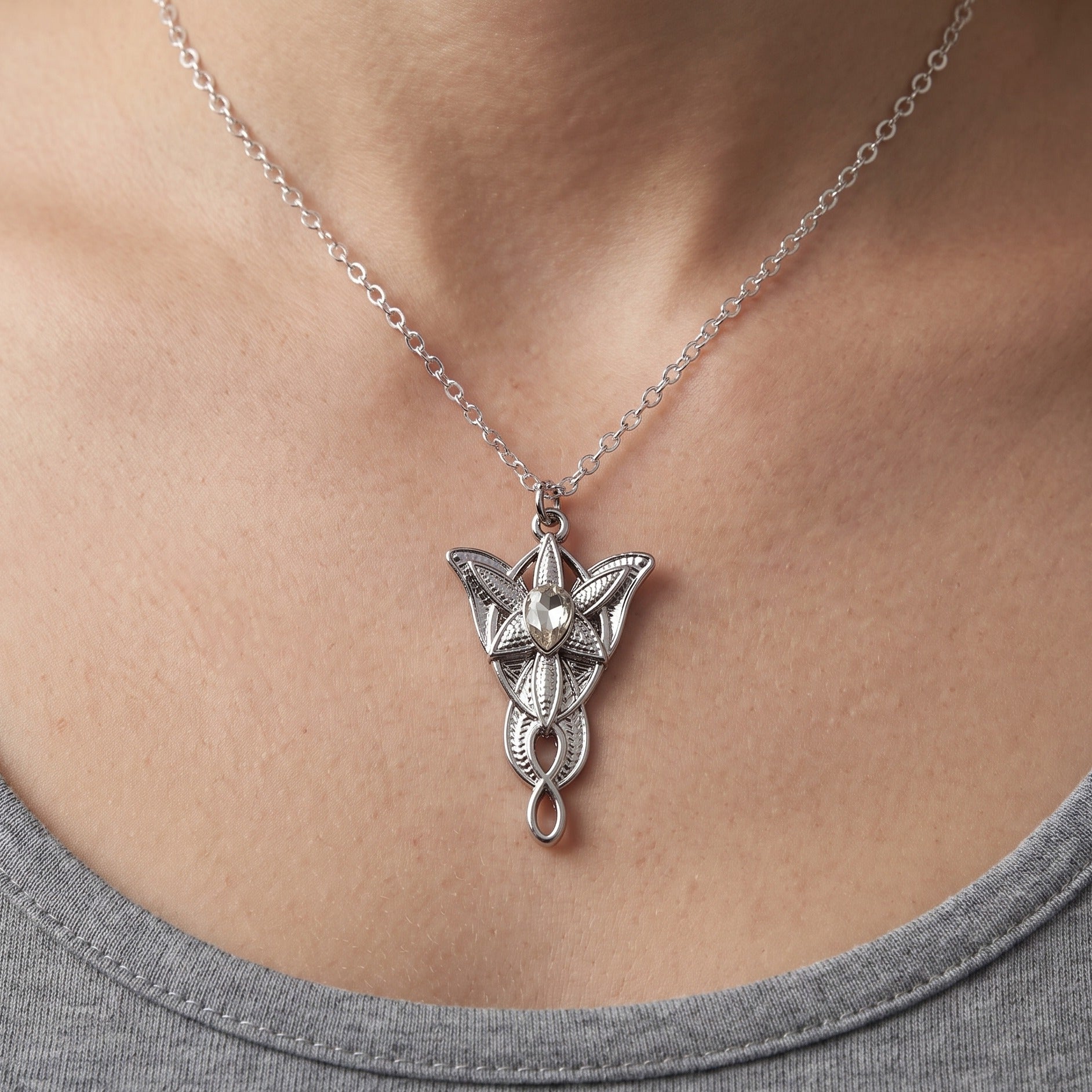 Immagine del prodotto Collana Stella del Vespro di Arwen - Il Signore degli Anelli