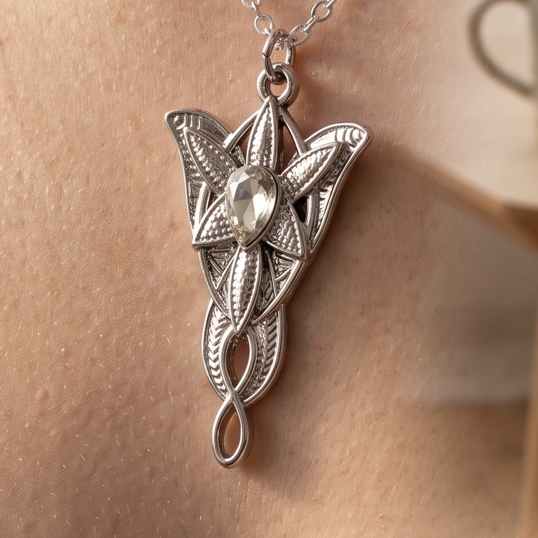 Immagine del prodotto Collana Stella del Vespro di Arwen - Il Signore degli Anelli