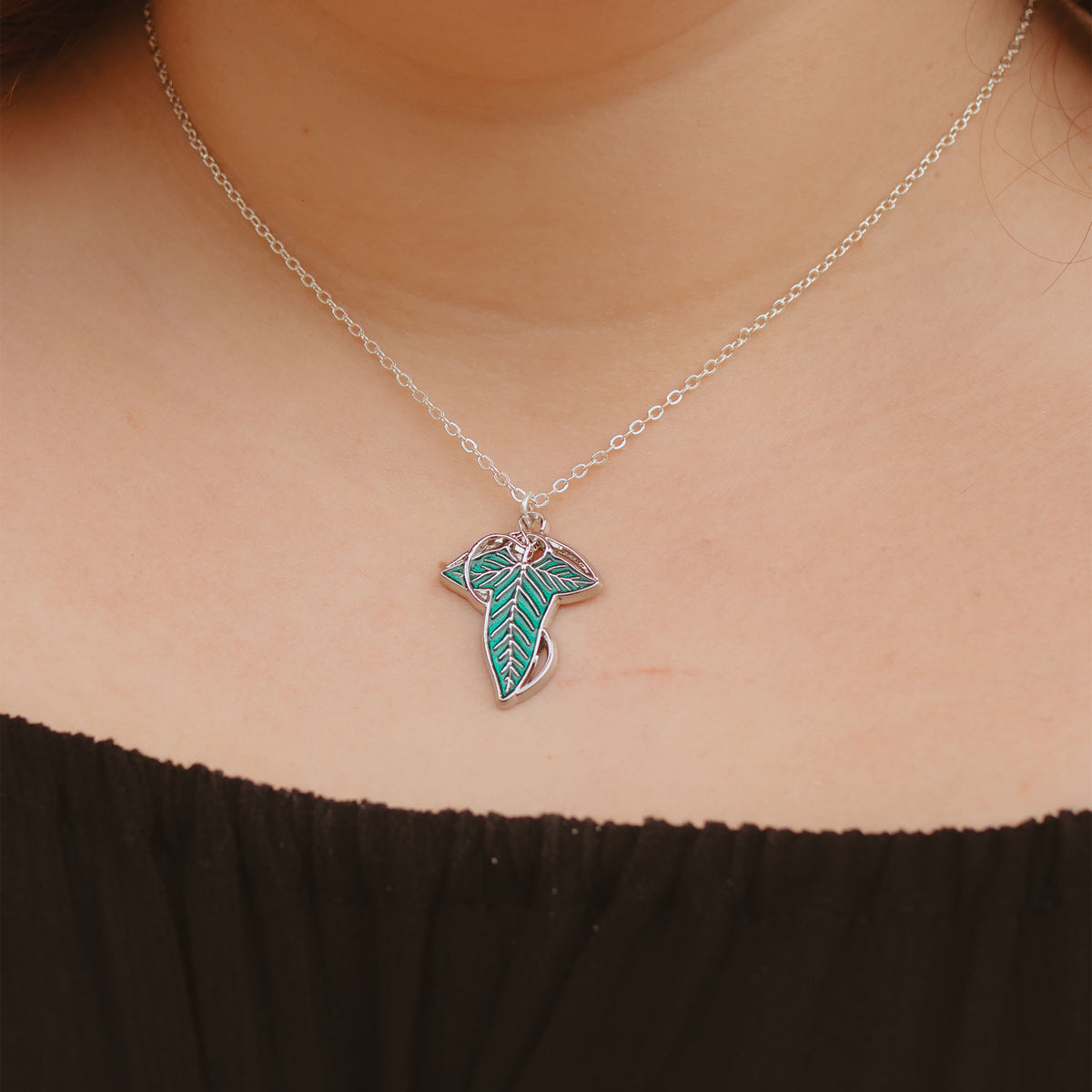 Immagine del prodotto Collana con spilla a foglia - Il signore degli anelli