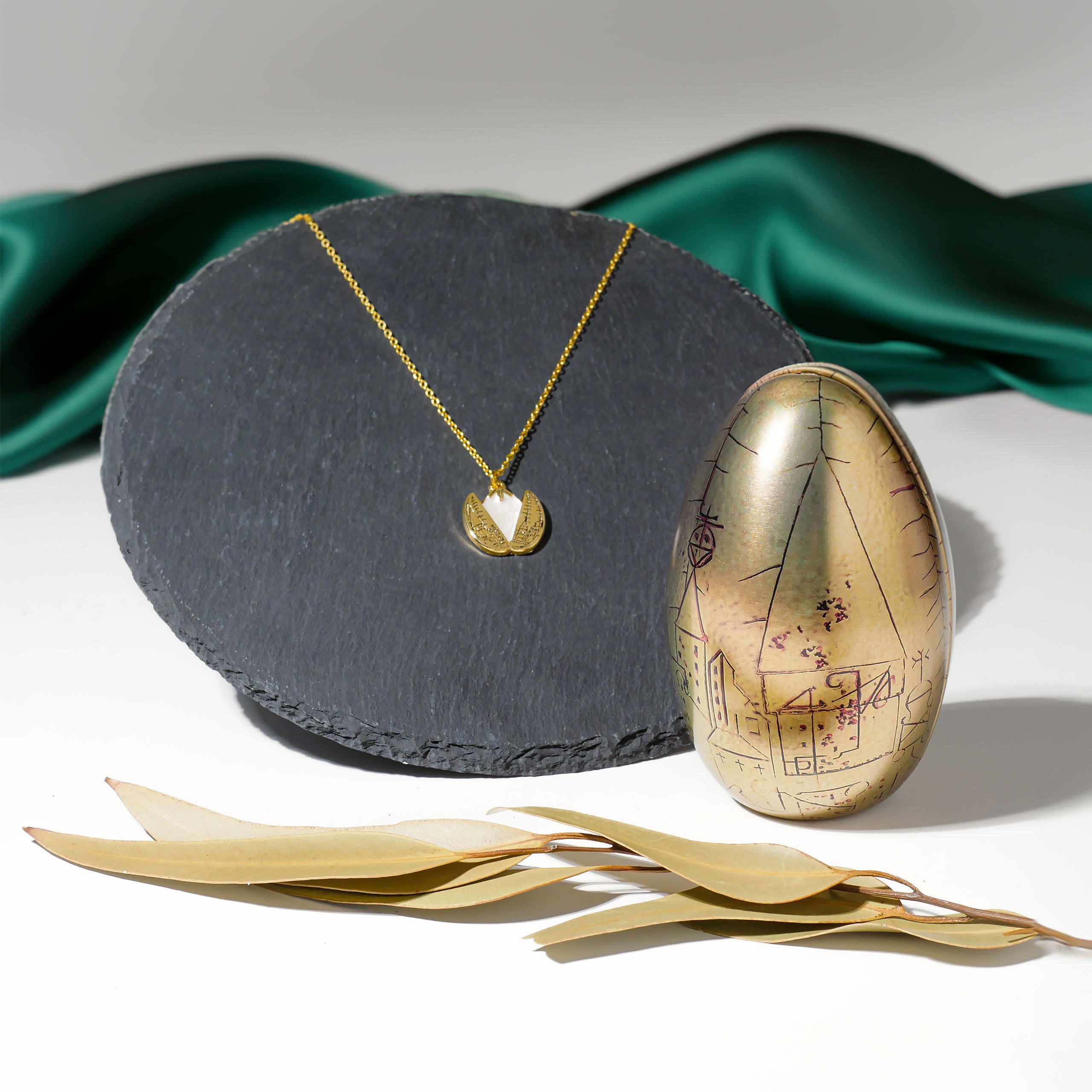 Immagine del prodotto Harry Potter - La Scatola Regalo Uovo d'Oro con Collana