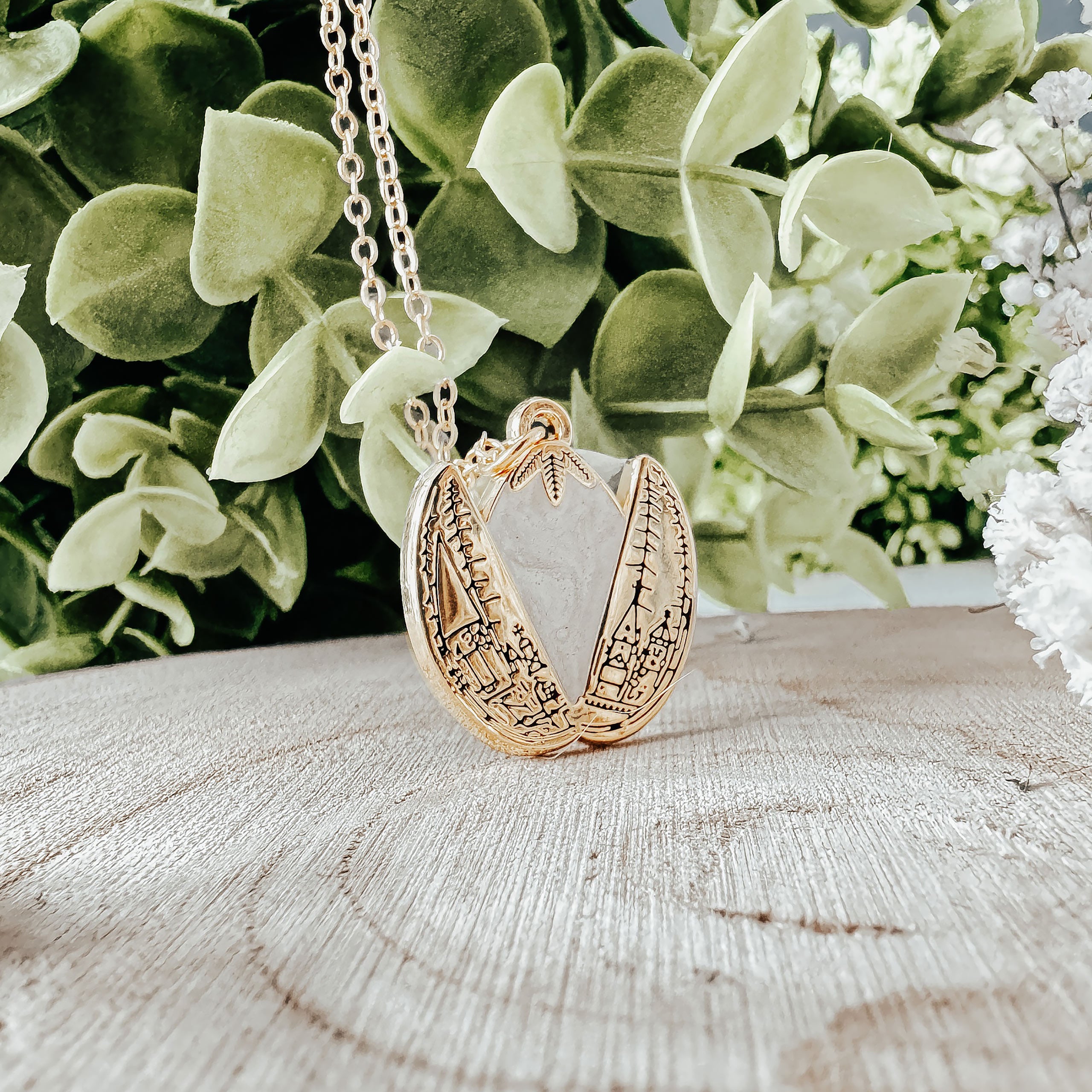 Immagine del prodotto Harry Potter - La Scatola Regalo Uovo d'Oro con Collana