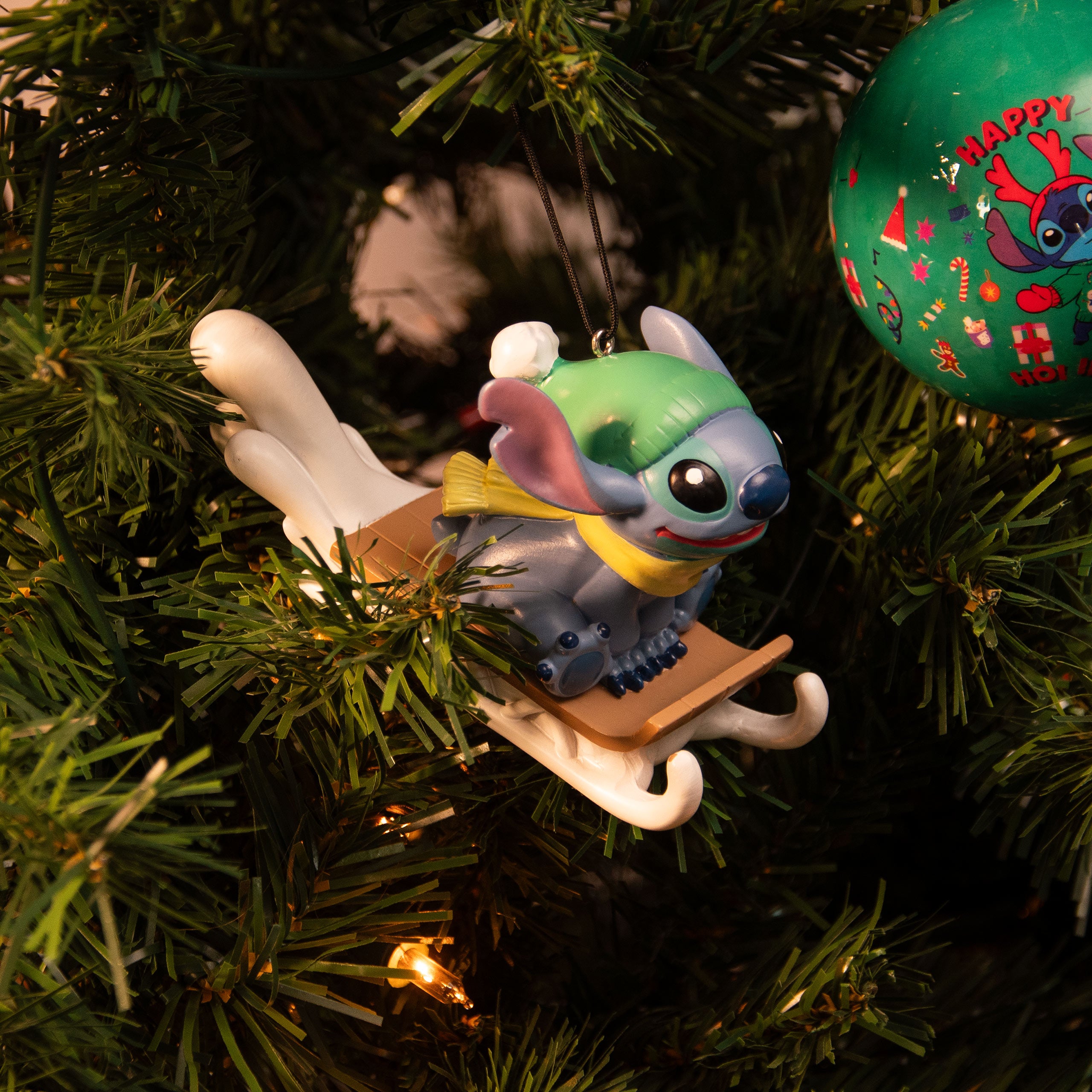 Immagine del prodotto Stitch con slitta Ornamento per albero di Natale - Lilo & Stitch
