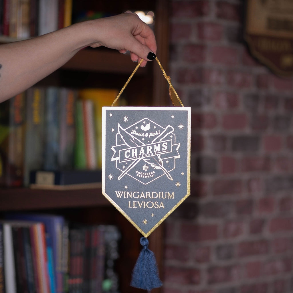 Immagine del prodotto Harry Potter - Alumni Wingardium Leviosa Decorazione da Parete in Legno