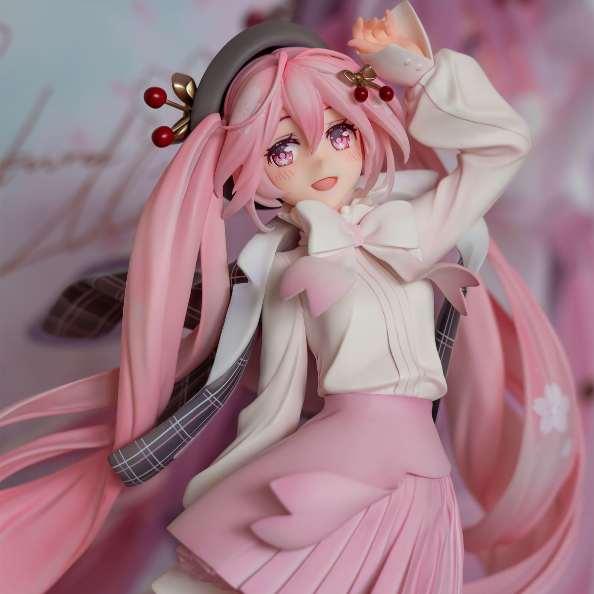 Immagine del prodotto Hatsune Miku - Statua Sakura Miku Hanami Outfit Version