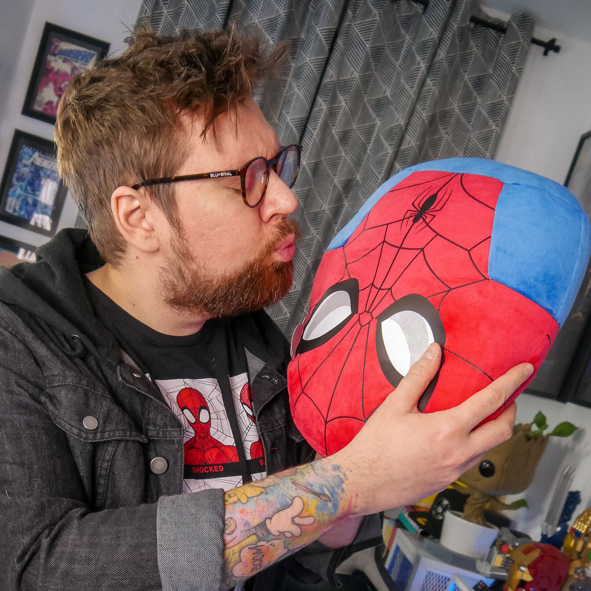 Immagine del prodotto Cuscino in peluche Spider-Man Squishy Beanies 35cm - Marvel