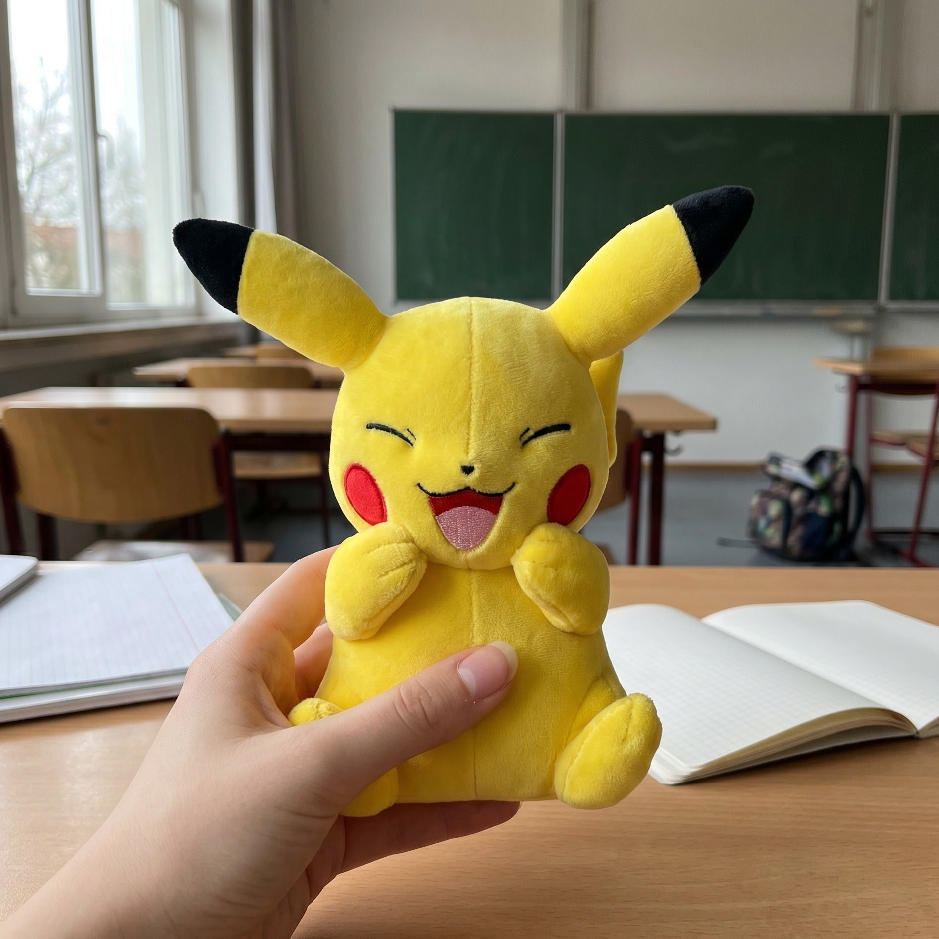 Immagine del prodotto Figura di Peluche Pikachu 20cm - Pokemon