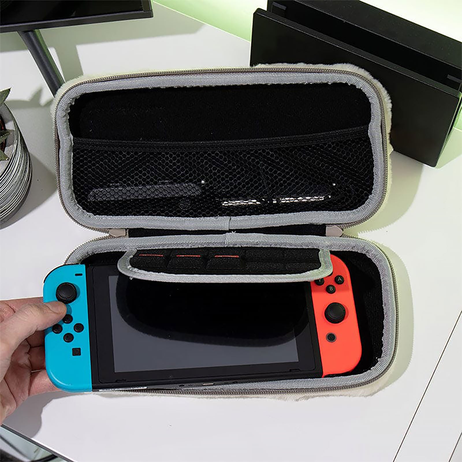 Immagine del prodotto Avatar - Custodia Switch peluche Appa
