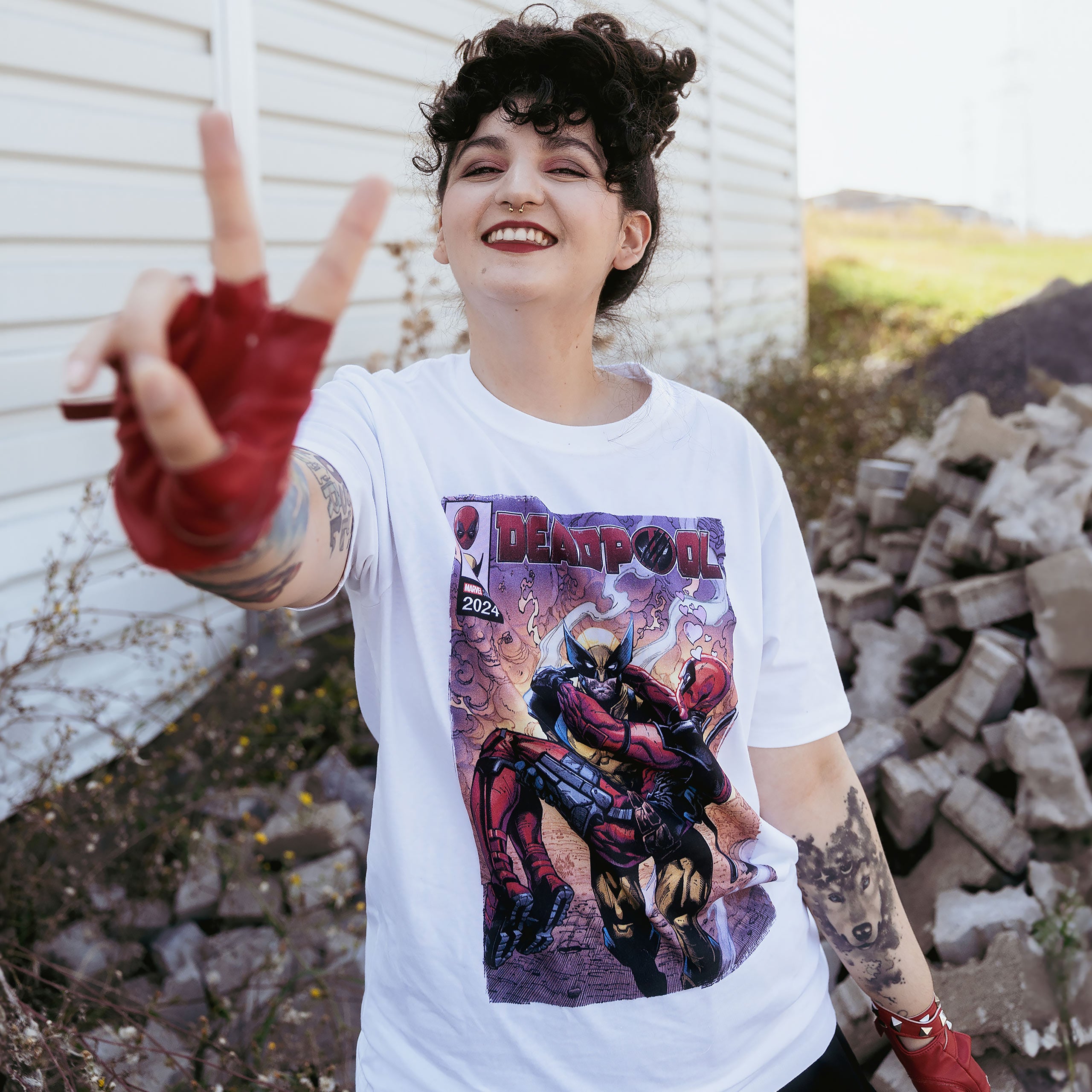 Product image Deadpool and Wolverine Best Bubs Comics T-Shirt White