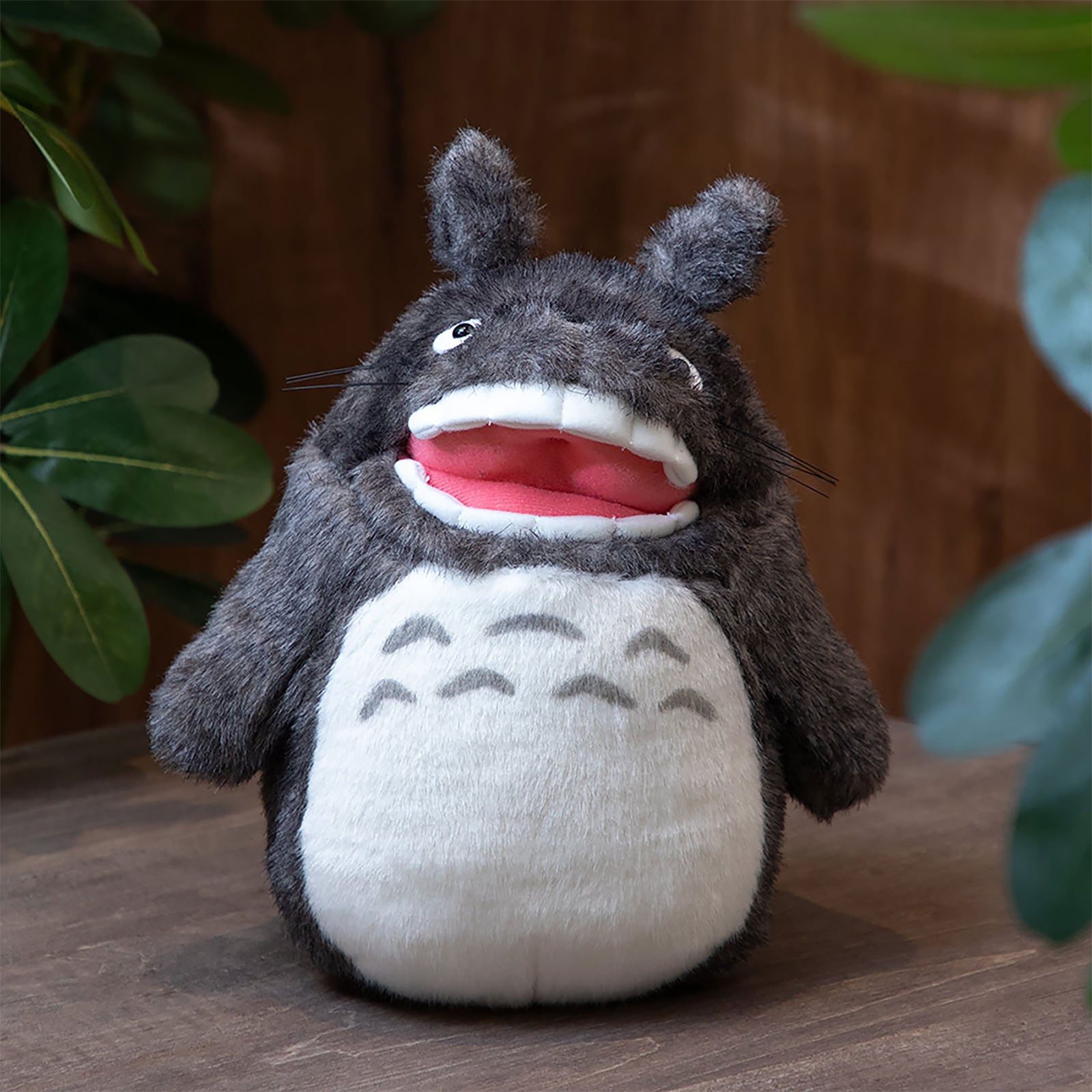 Immagine del prodotto Figura di peluche Totoro felice grigio
