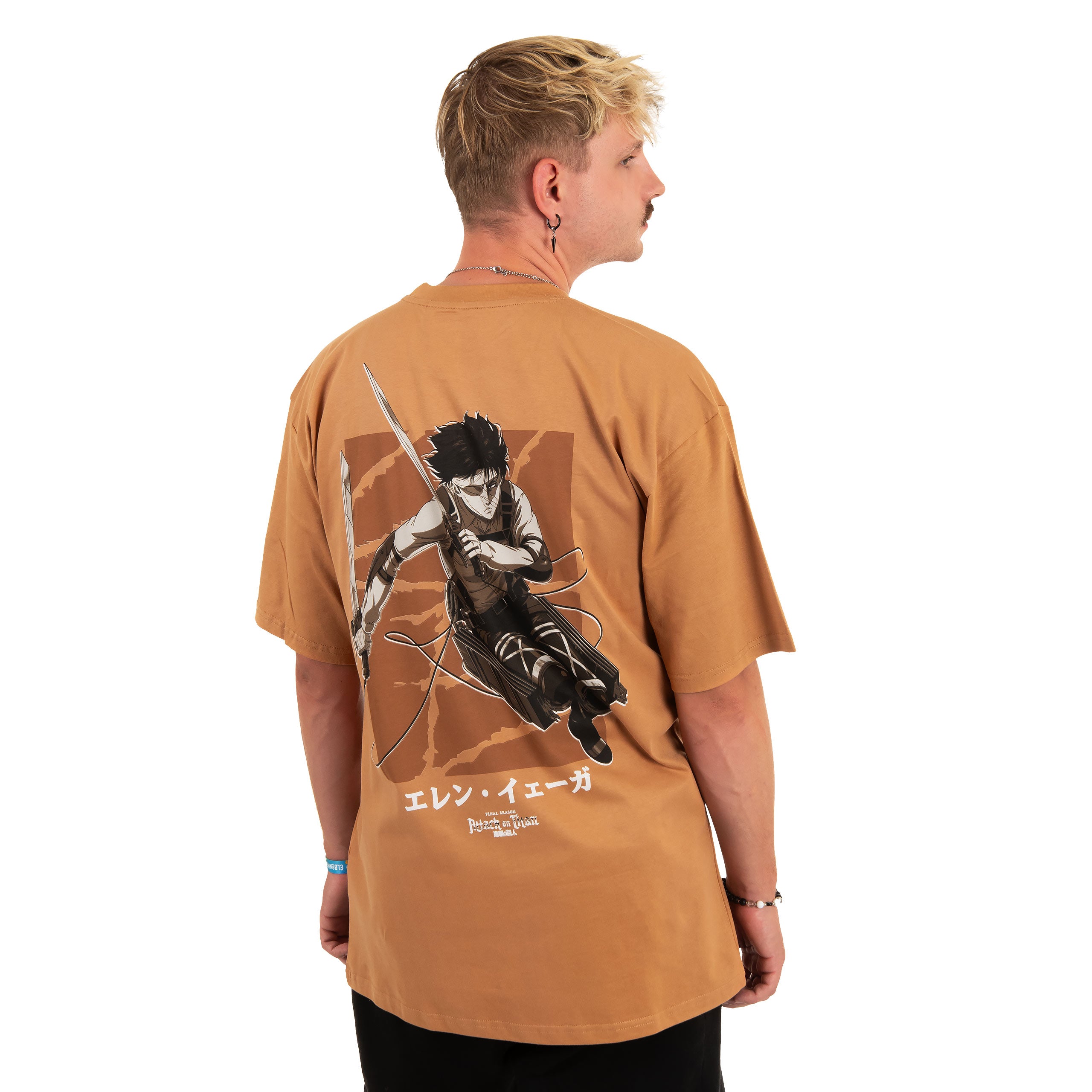 Immagine del prodotto Attack on Titan - Levi Oversize T-Shirt Arancione