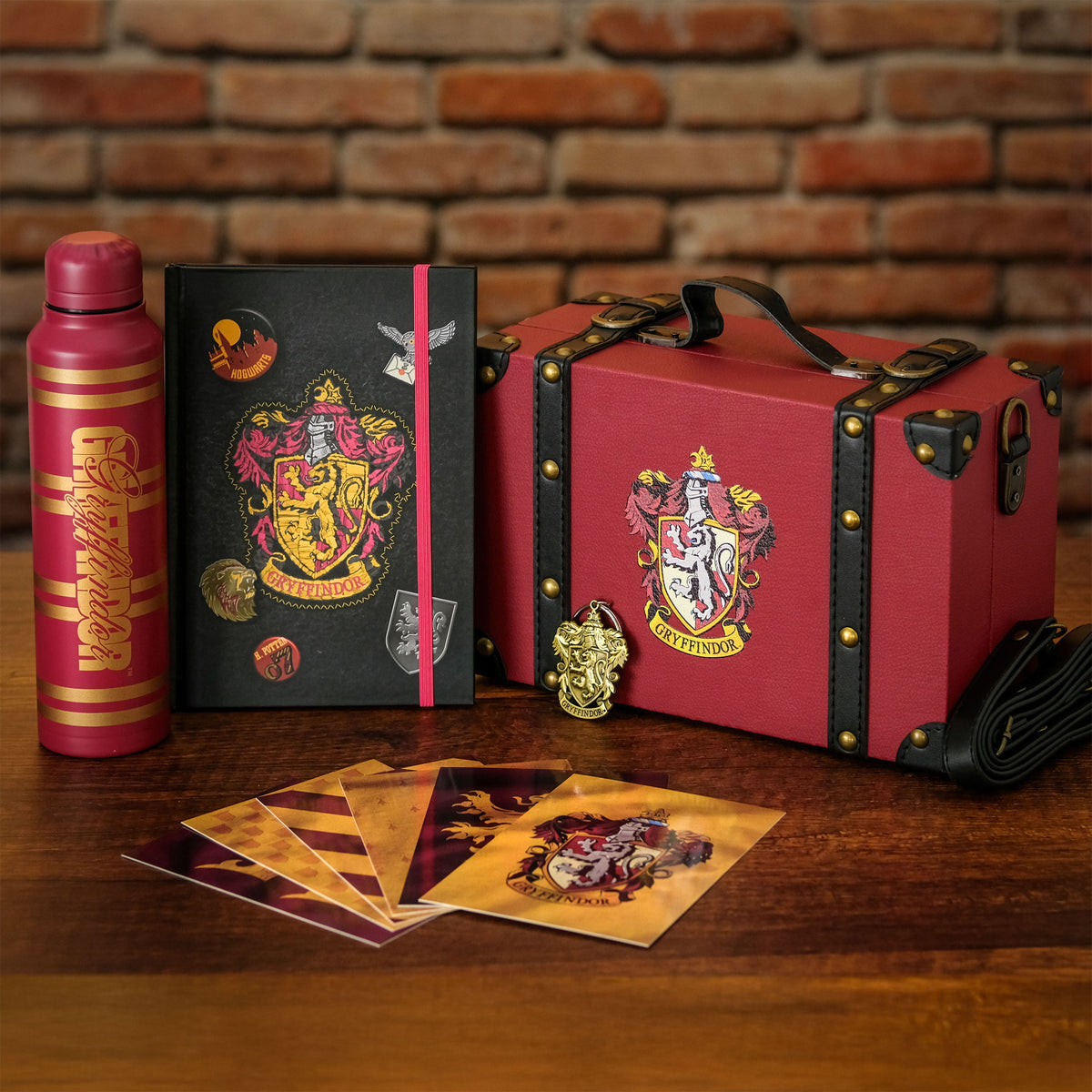 Immagine del prodotto Harry Potter - Set Regalo Premium Gryffindor in Valigia con Tracolla
