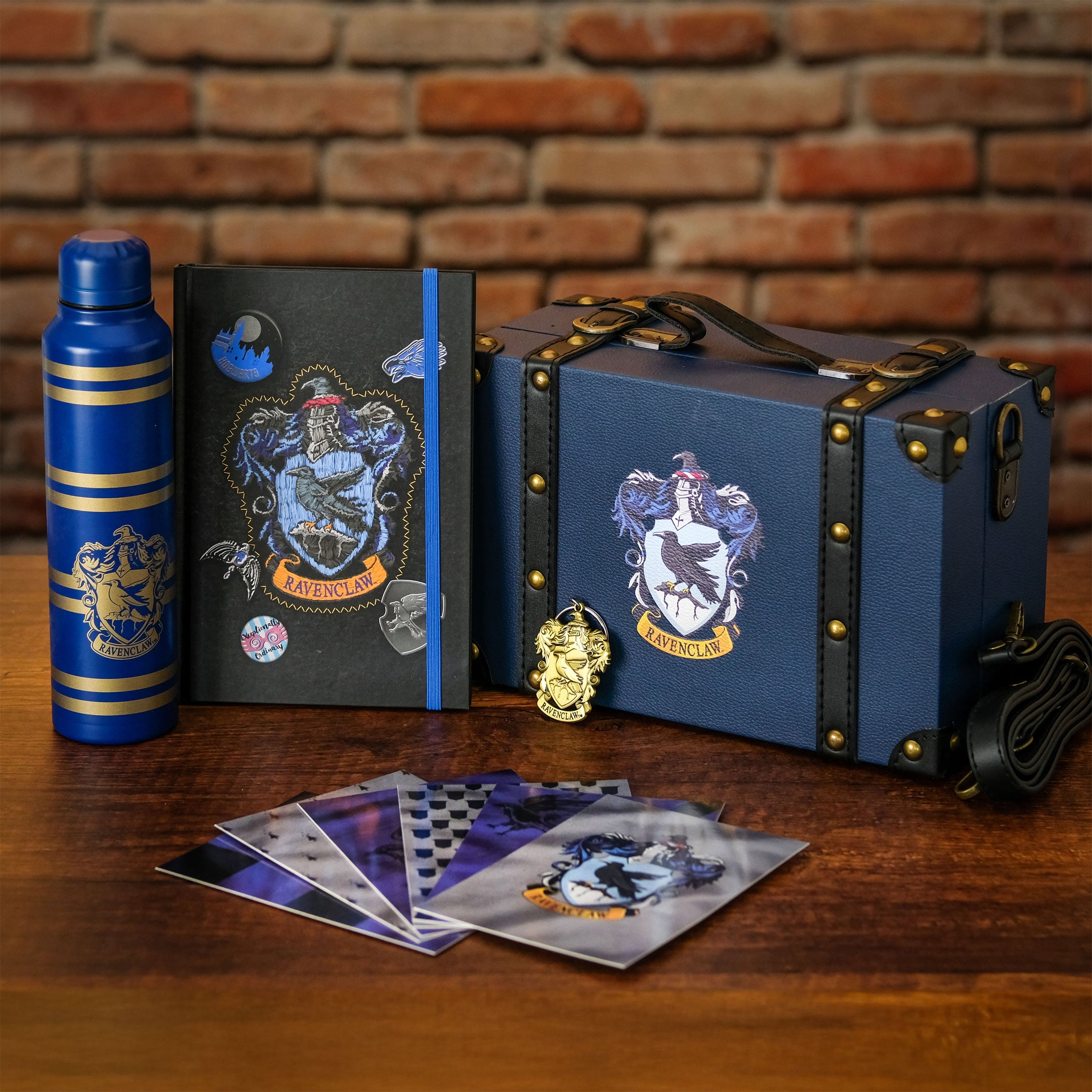 Immagine del prodotto Harry Potter - Set regalo premium di Ravenclaw in valigia con tracolla