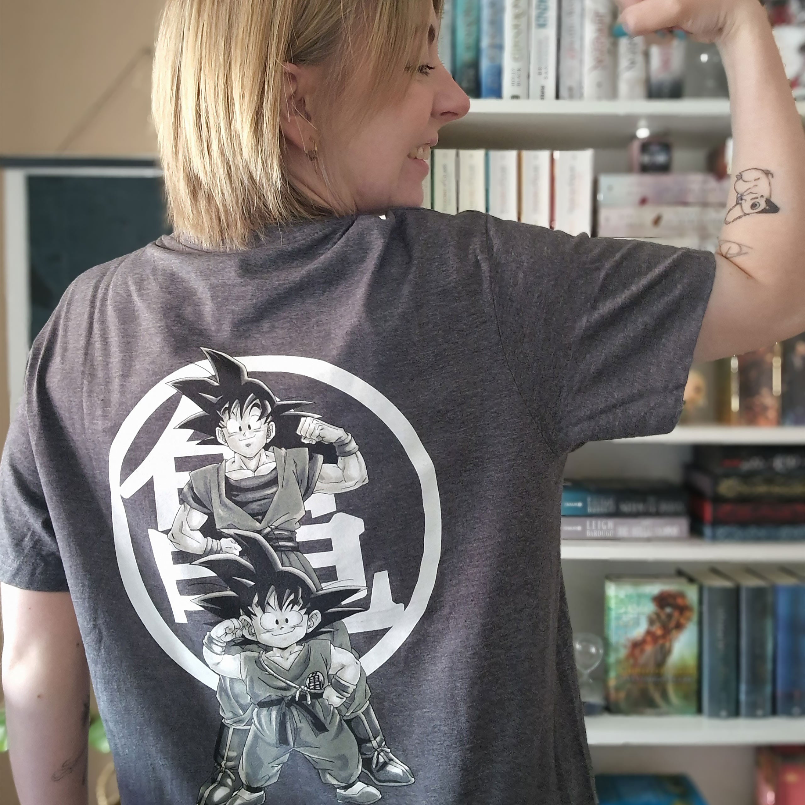 Immagine del prodotto Dragon Ball - T-shirt Goku grigia