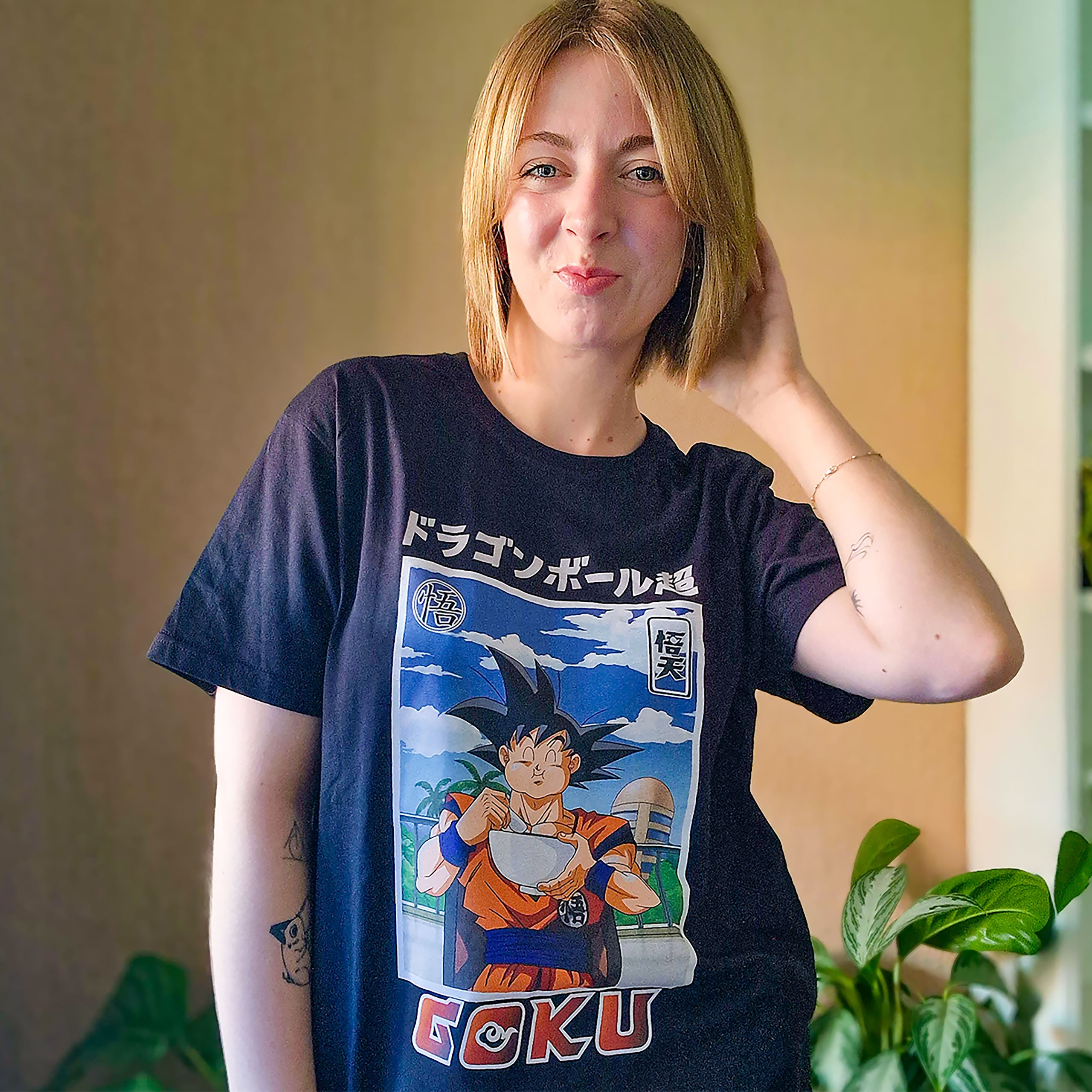 Immagine del prodotto Dragon Ball - T-shirt Goku Eat nera