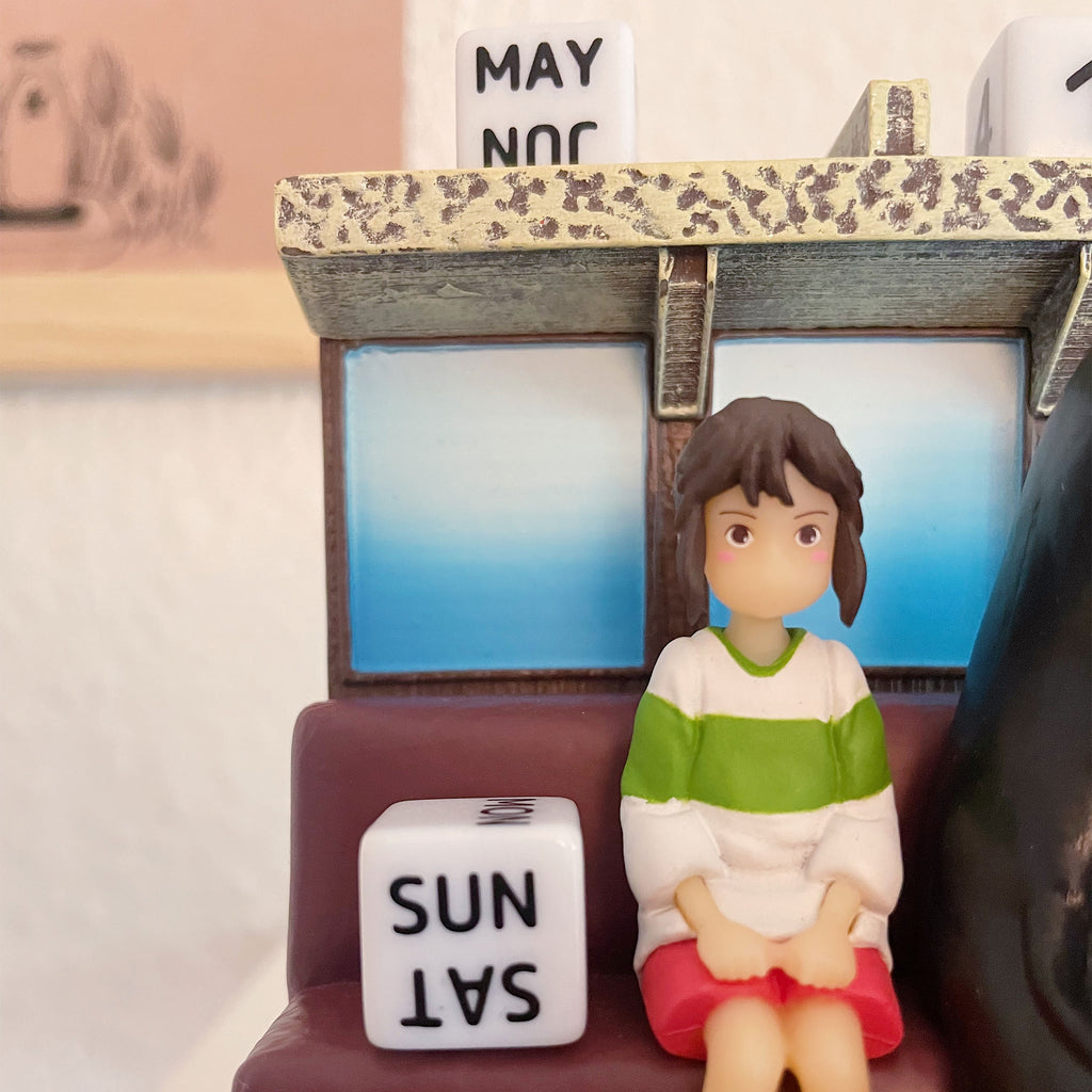 Immagine del prodotto Viaggio di Chihiro nel Paese delle Meraviglie - Senza Volto & Chihiro Calendario 3D di un anno