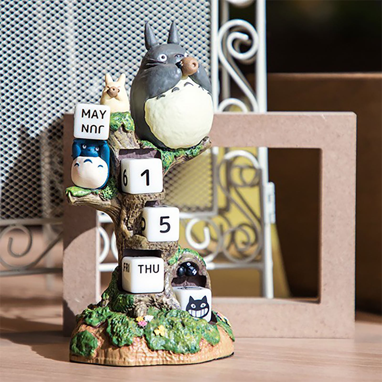Immagine del prodotto Totoro - Concerto di Ocarina Calendario 3D annuale
