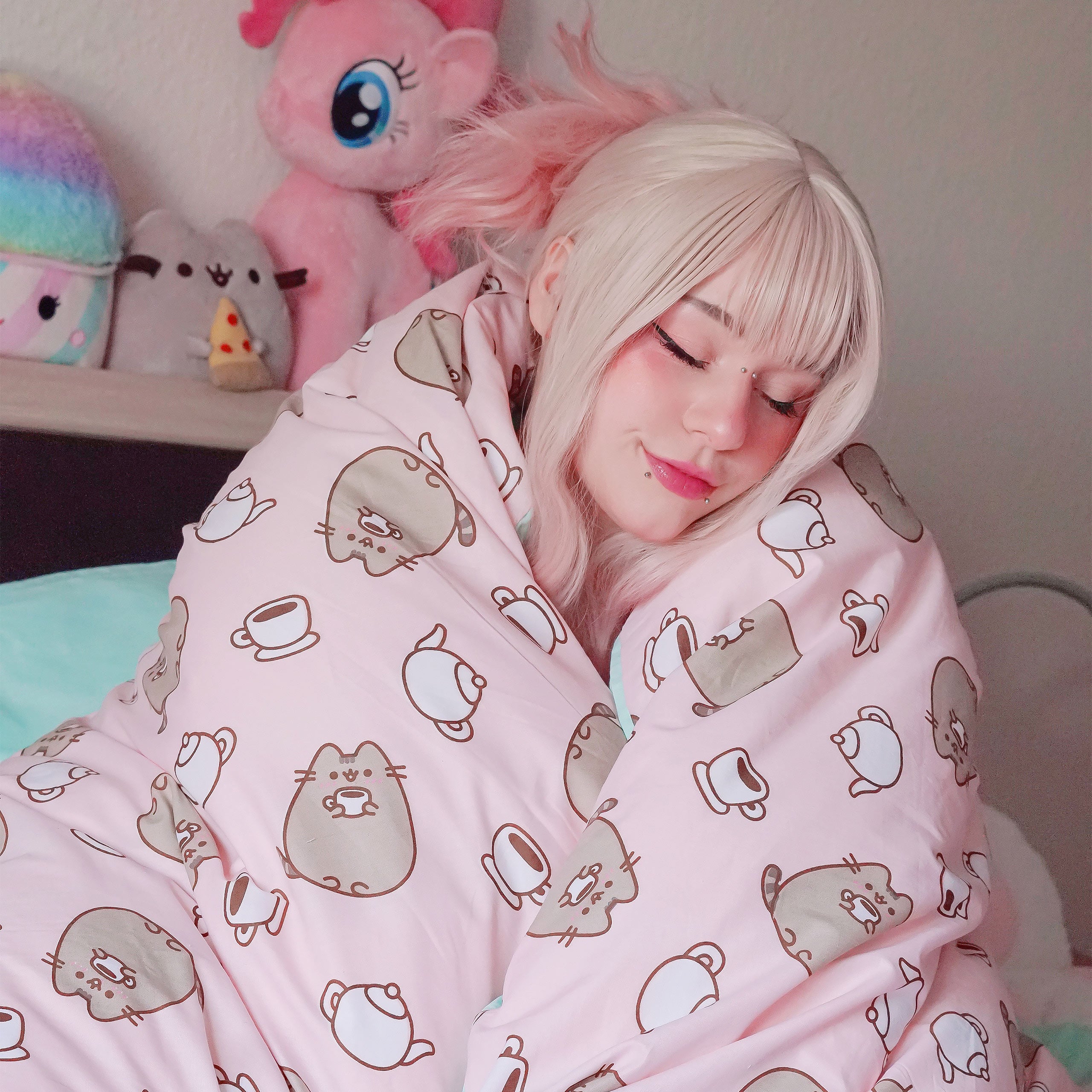 Immagine del prodotto Pusheen - Biancheria da letto reversibile con effetto Glow in the Dark