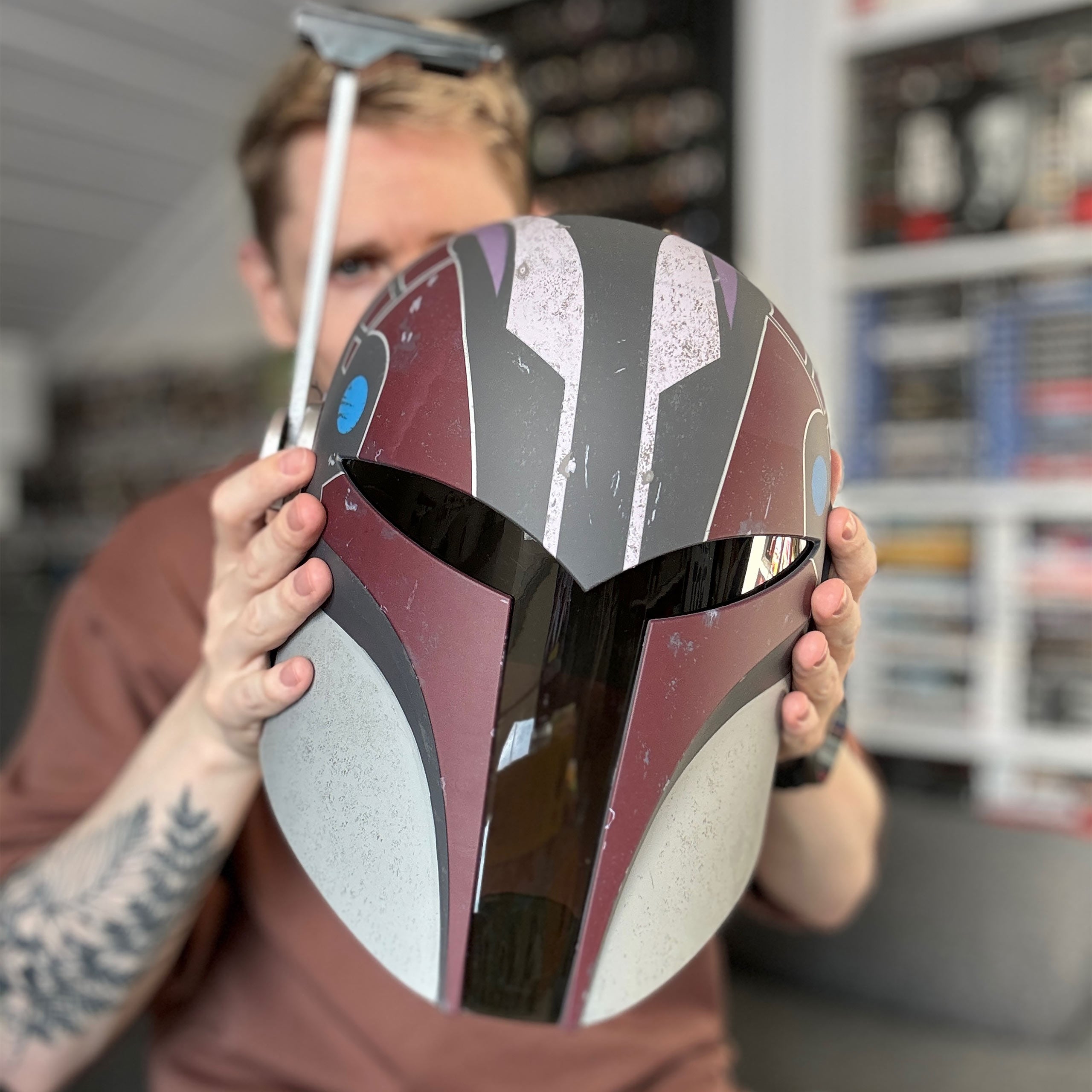Immagine del prodotto Star Wars Ahsoka - Replica del casco della serie nera di Sabine Wren