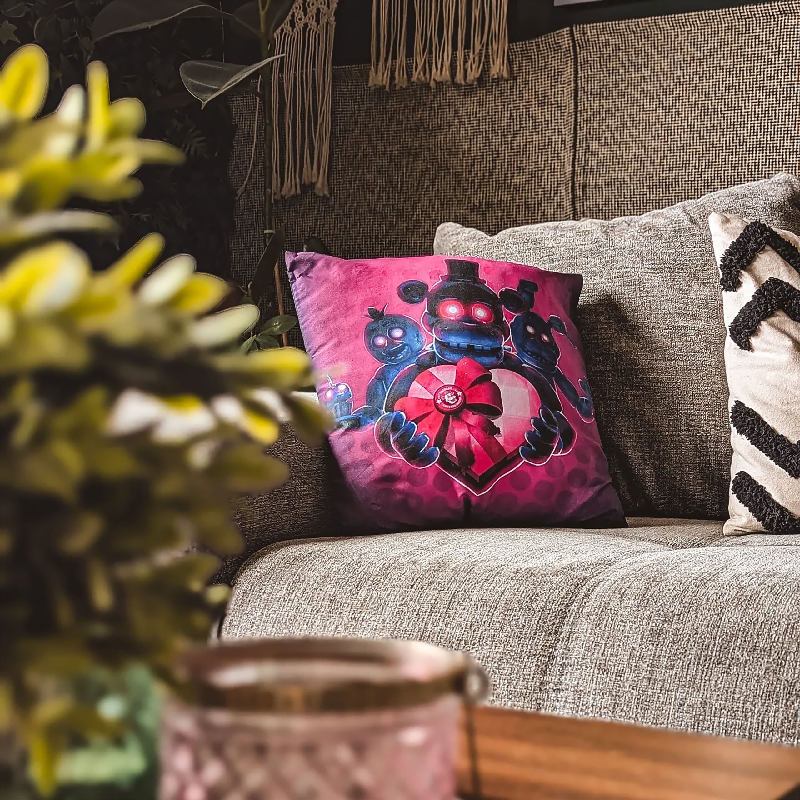 Product image Five Nights at Freddy's - Help Wanted Pillow