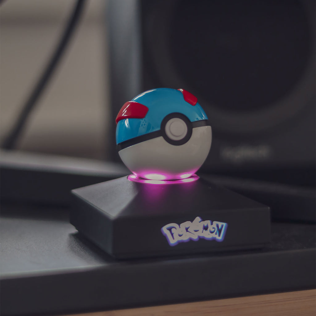 Immagine del prodotto Pokemon - Mini replica di Superball Pokeball con luce