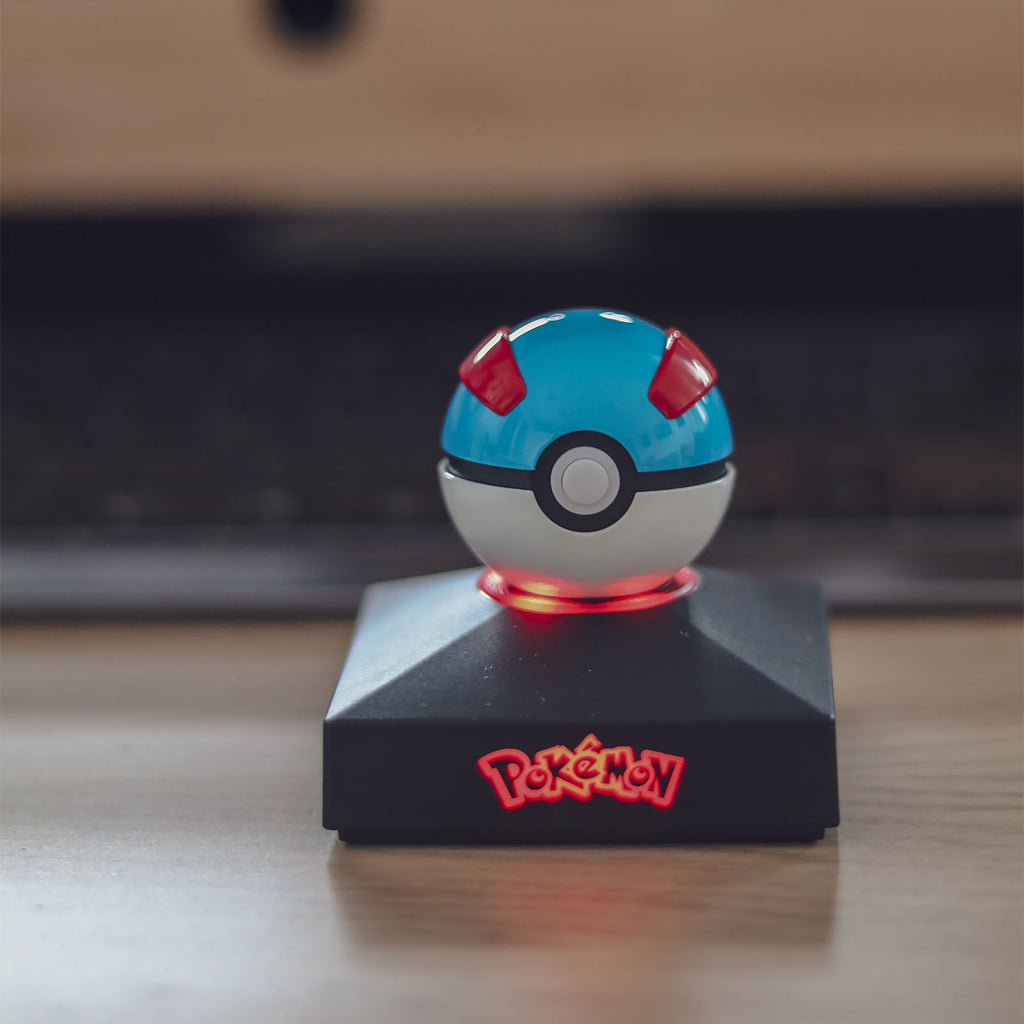 Immagine del prodotto Pokemon - Mini replica di Superball Pokeball con luce