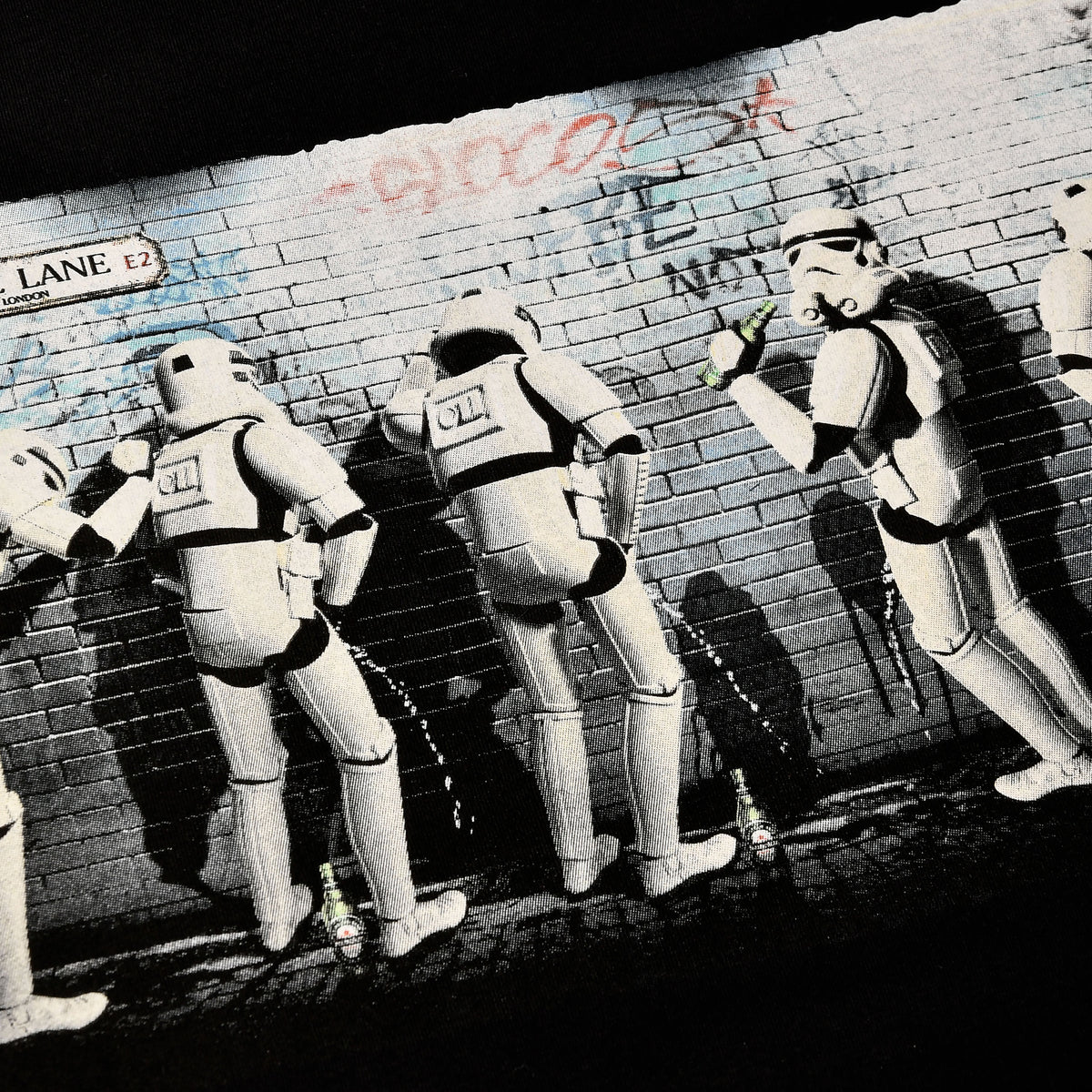 Immagine del prodotto T-shirt 'Fine della Notte' per fan di Star Wars nera
