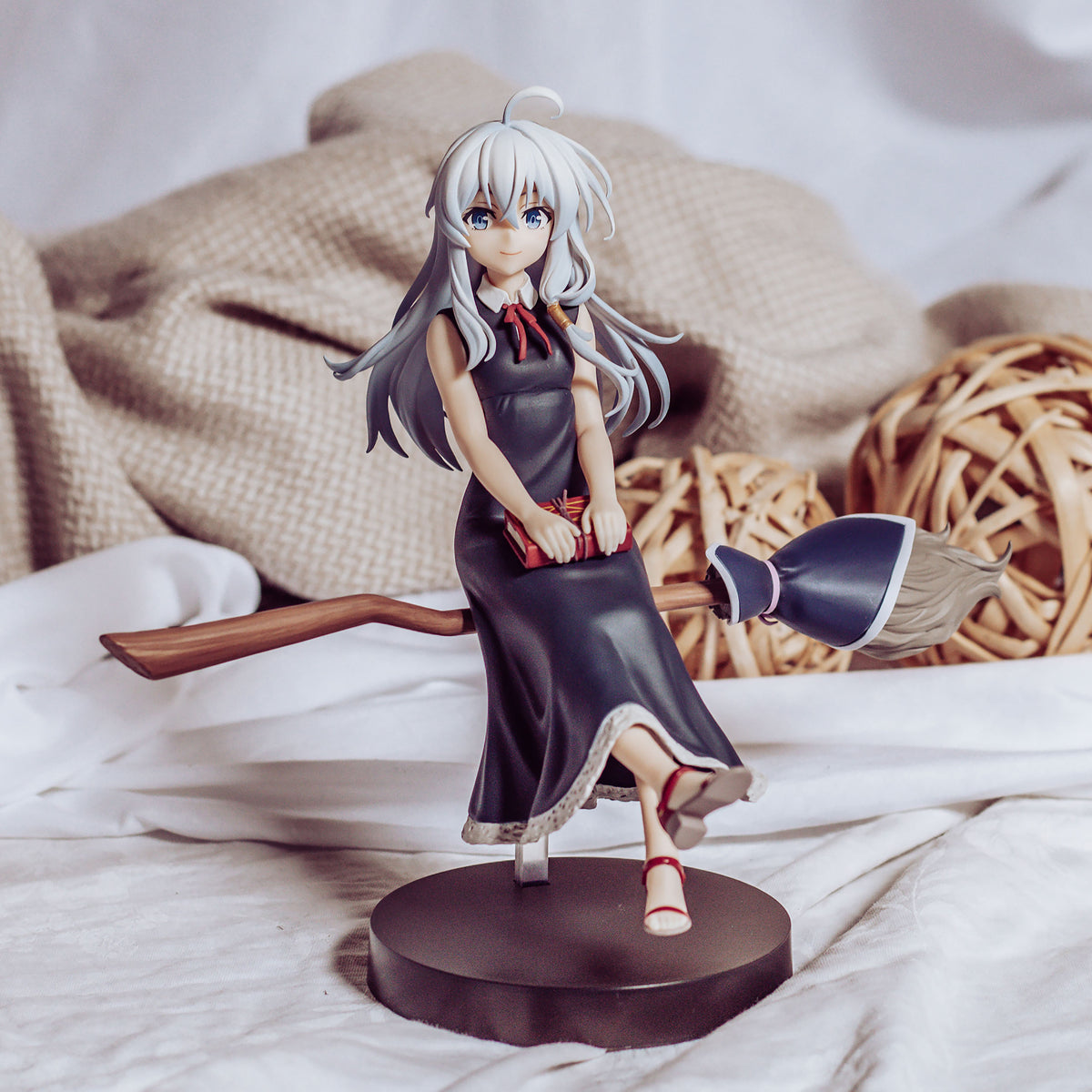 Immagine del prodotto Wandering Witch - Figura Elaina Pop Up Parade
