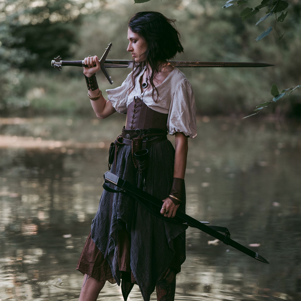 Immagine del prodotto Replica della spada d'argento di Geralt di Rivia con fodero per i fan di Witcher