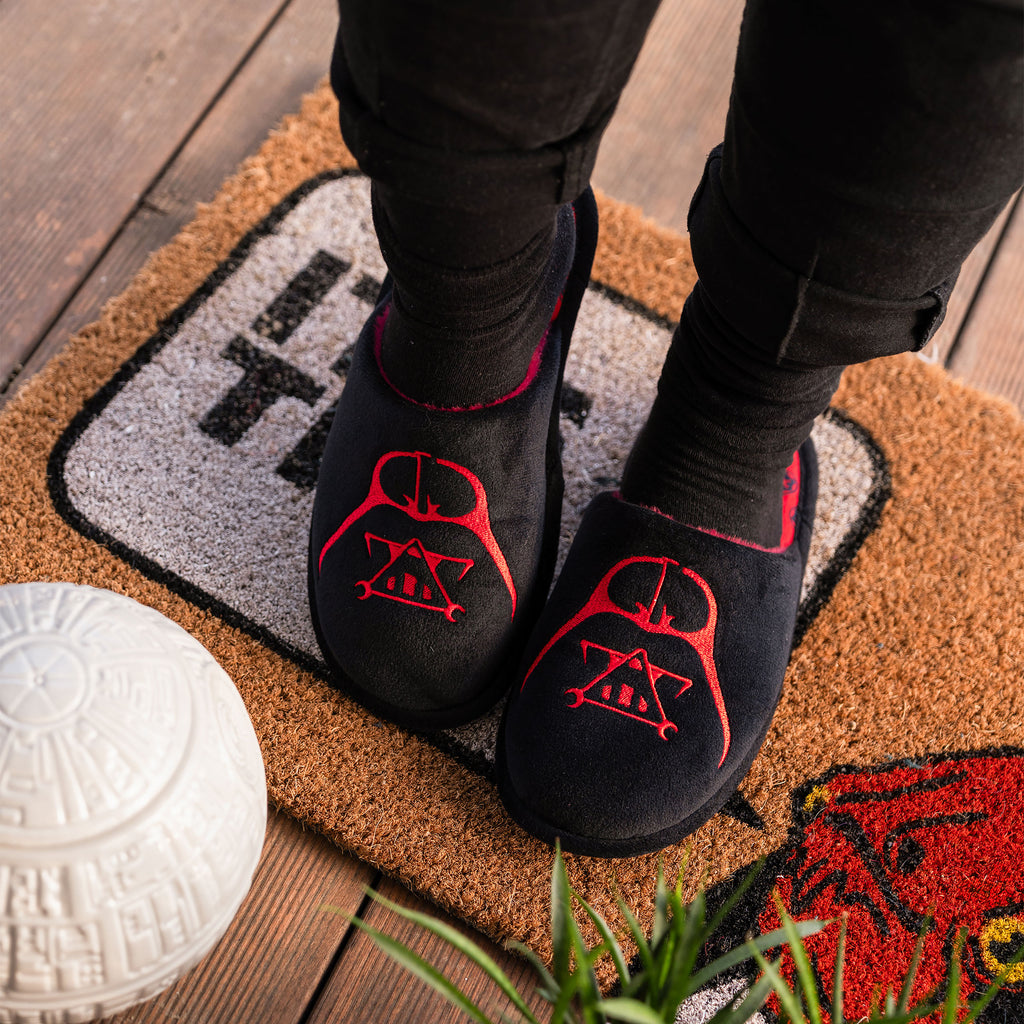 Immagine del prodotto Star Wars - Pantofole Darth Vader Nero-Rosso