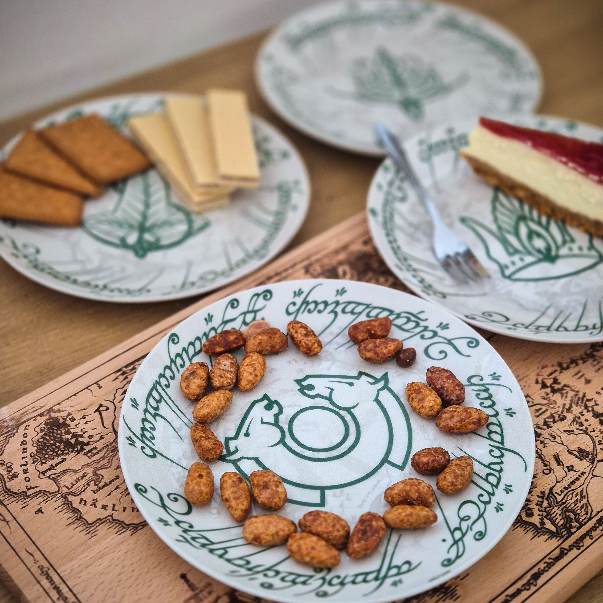 Immagine del prodotto Il Signore degli Anelli - Set di Piatti con Simboli