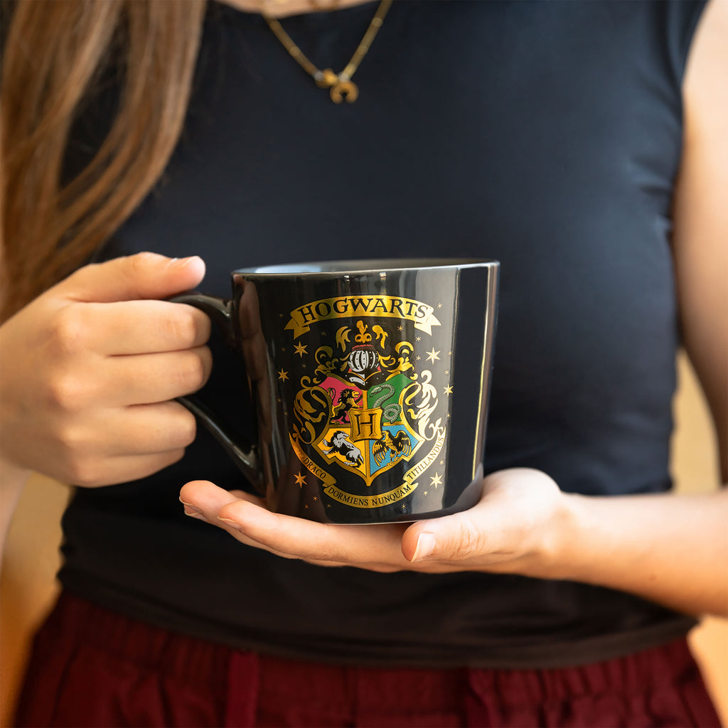 Product image Harry Potter - Hogwarts Mug